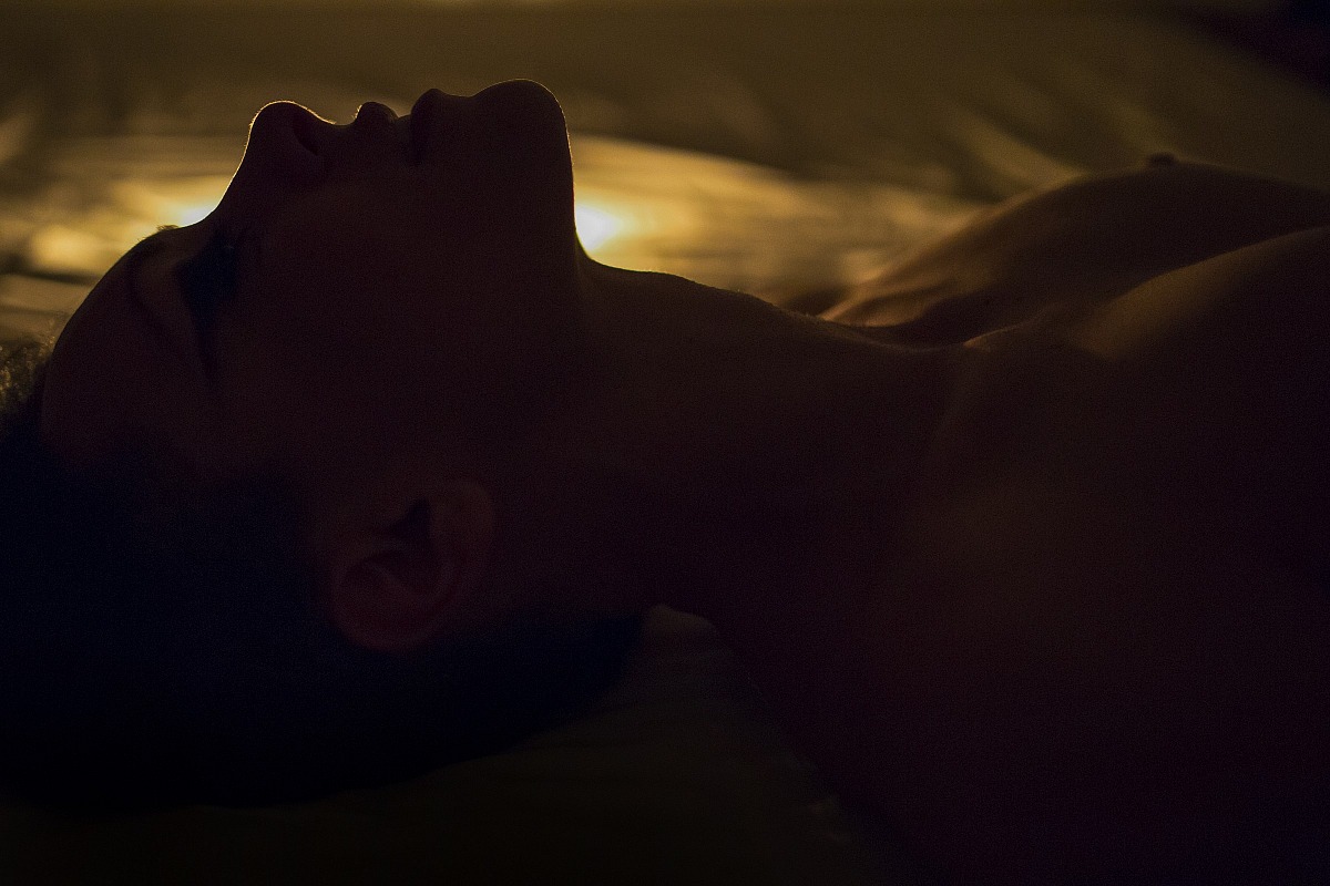 white star in a black sky (2)