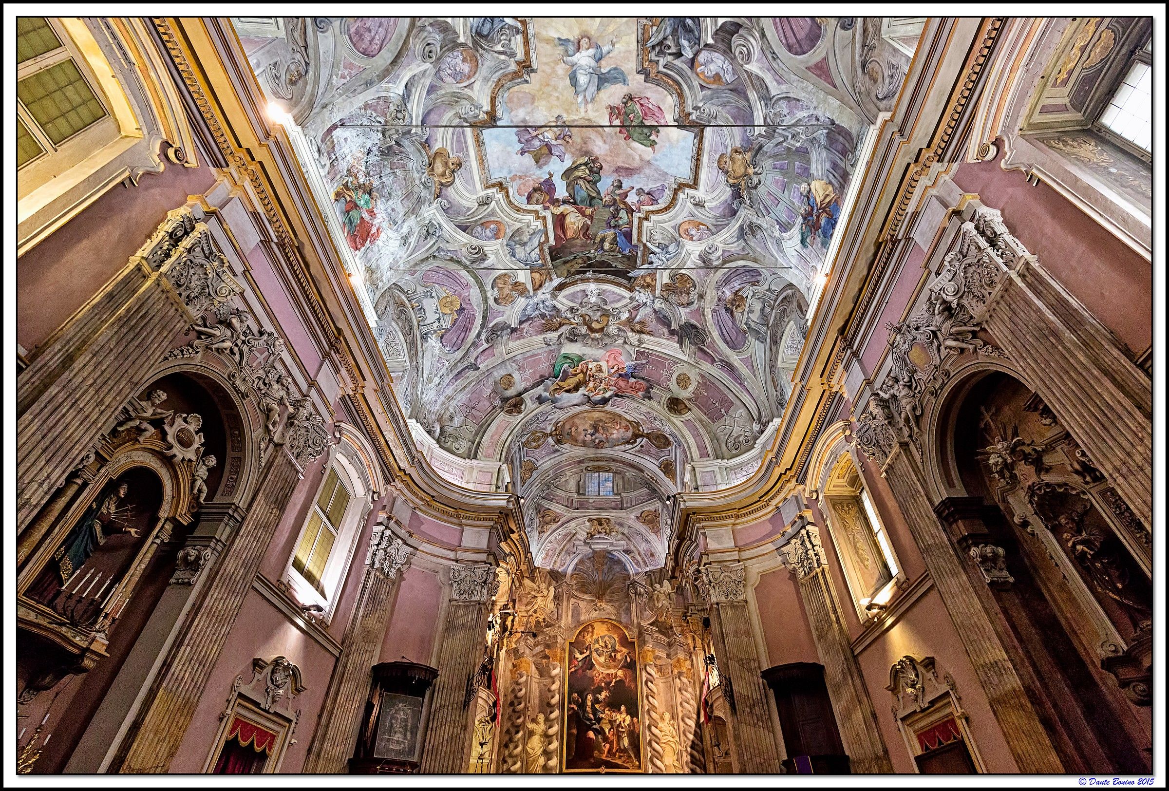 Church of SS. Shroud: internal