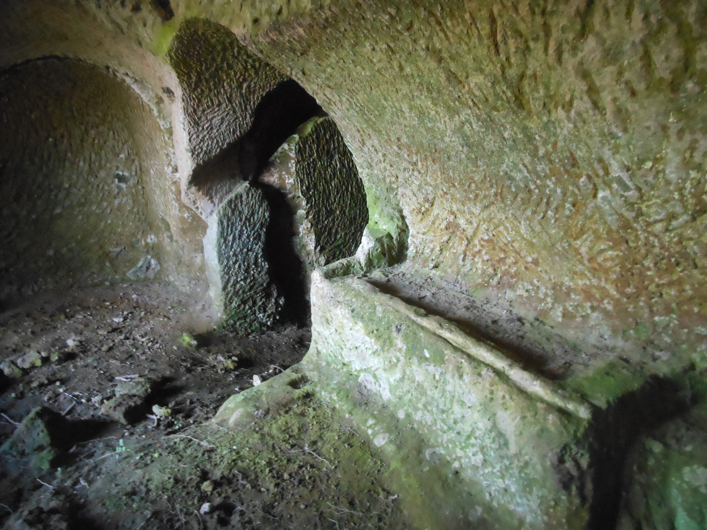 grotta castellaneta di capita