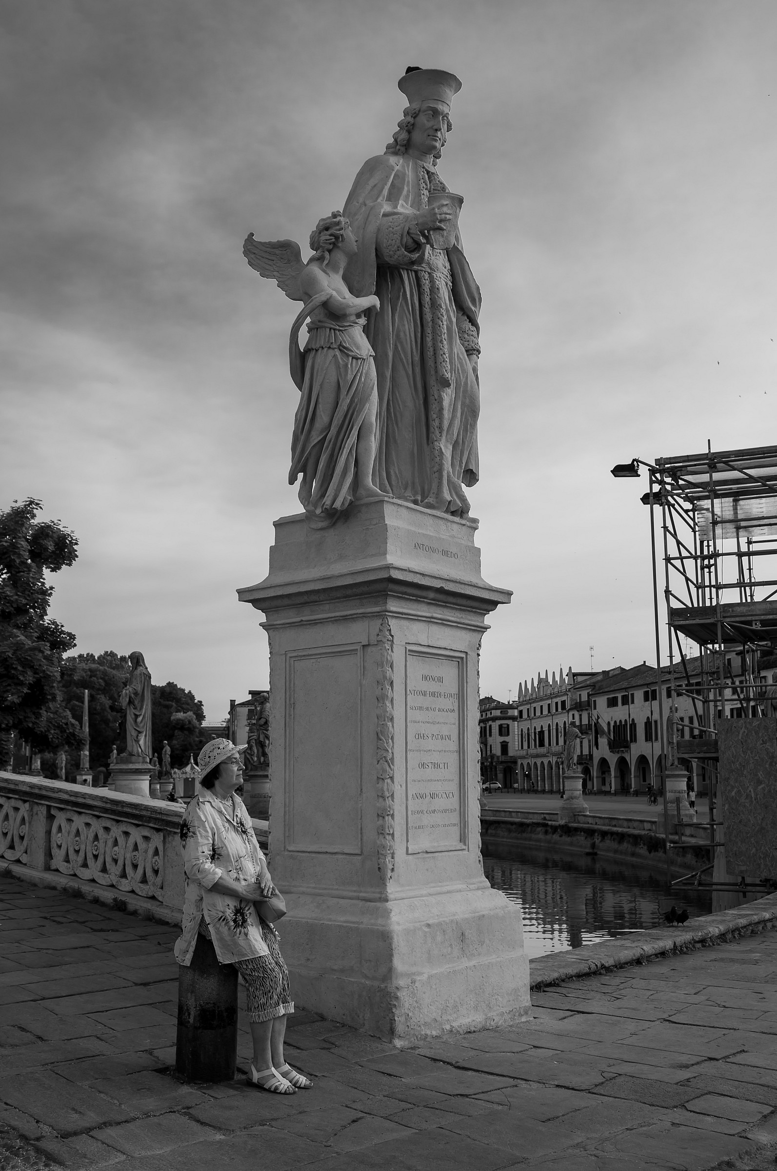 Different ages, different hats ...