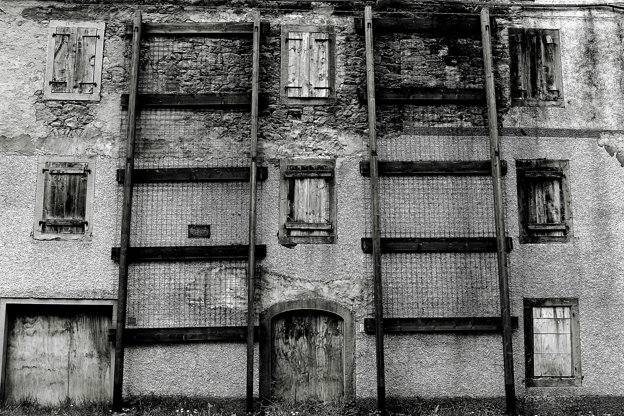 ..ho bisogno di un restauro!!!..