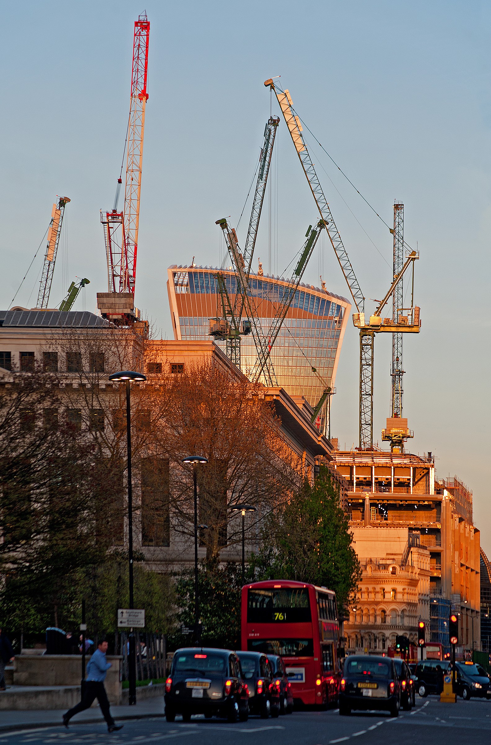 Dopo una lunga giornata presso l'Ufficio