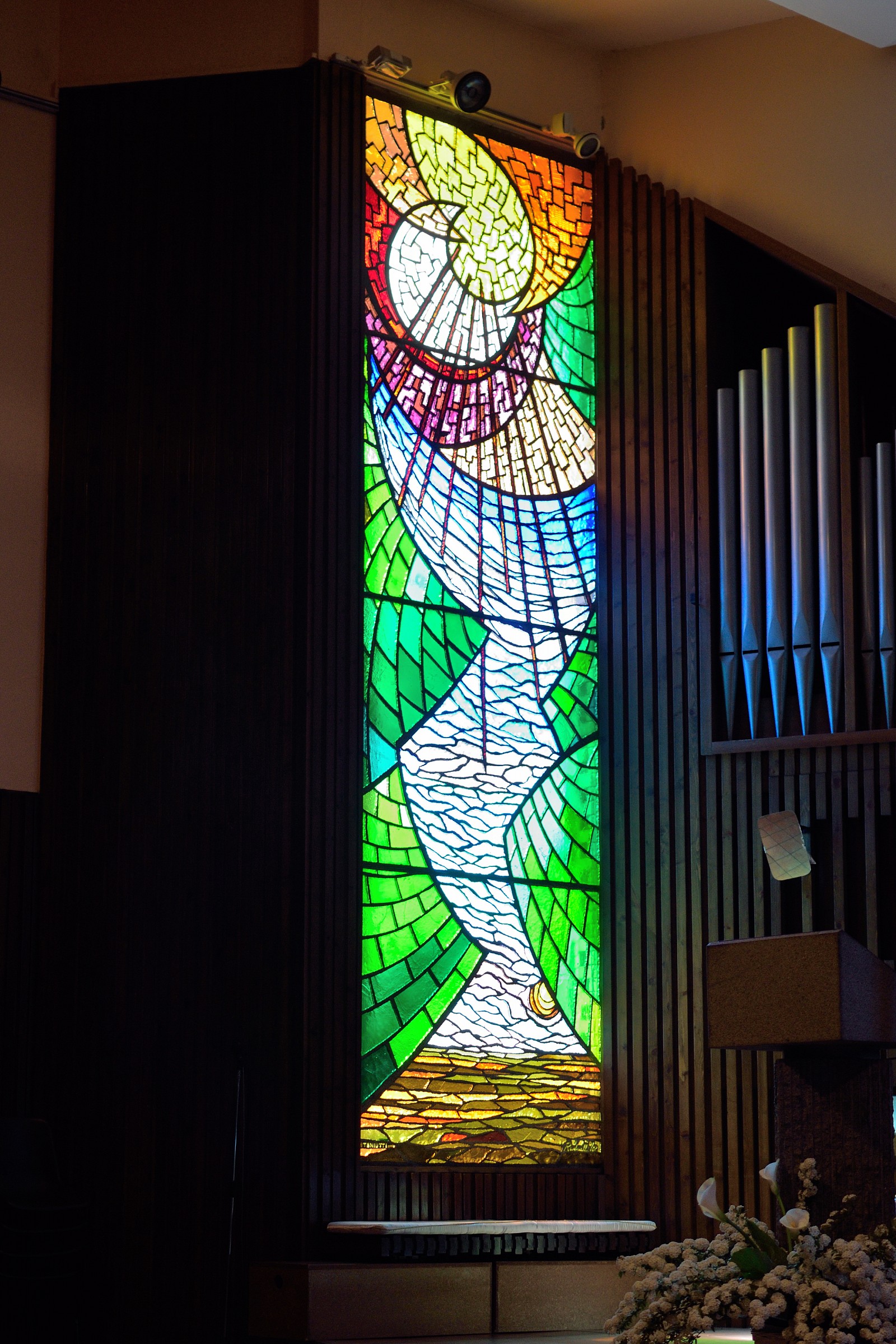 Desio, SS. Peter and Paul, glazed west side