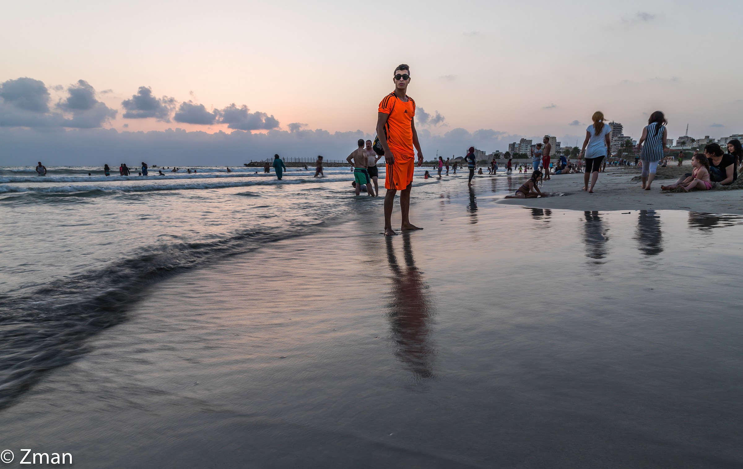 A Day on the Beach in Tyr