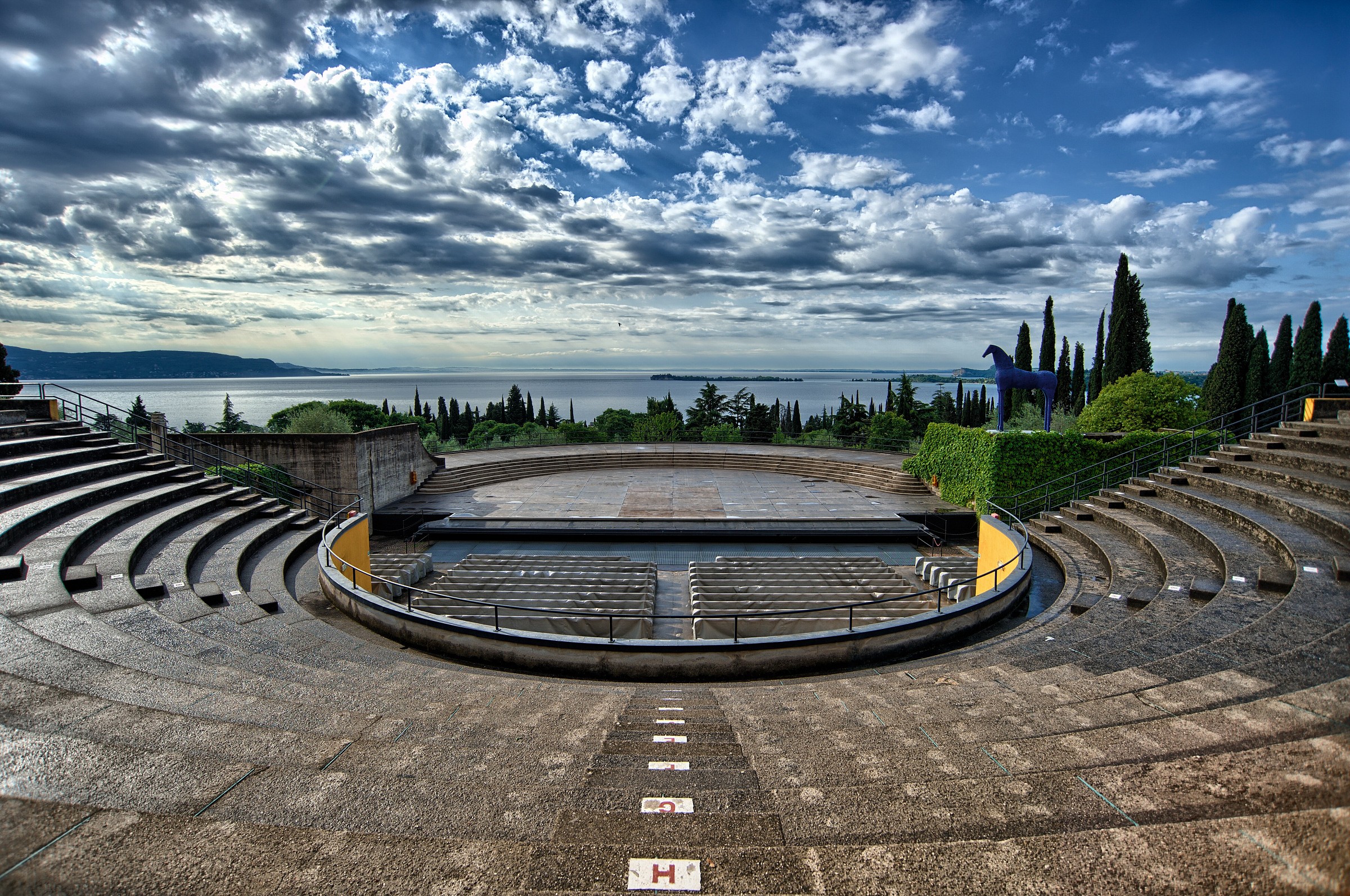 Teatro del Vittoriale a colori
