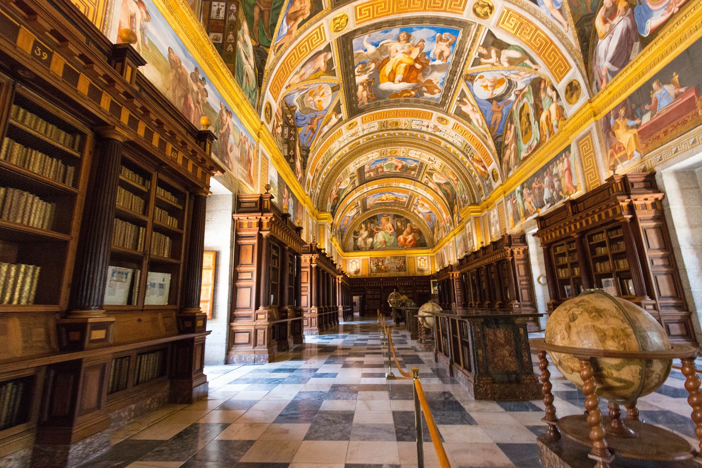 Library el escorial