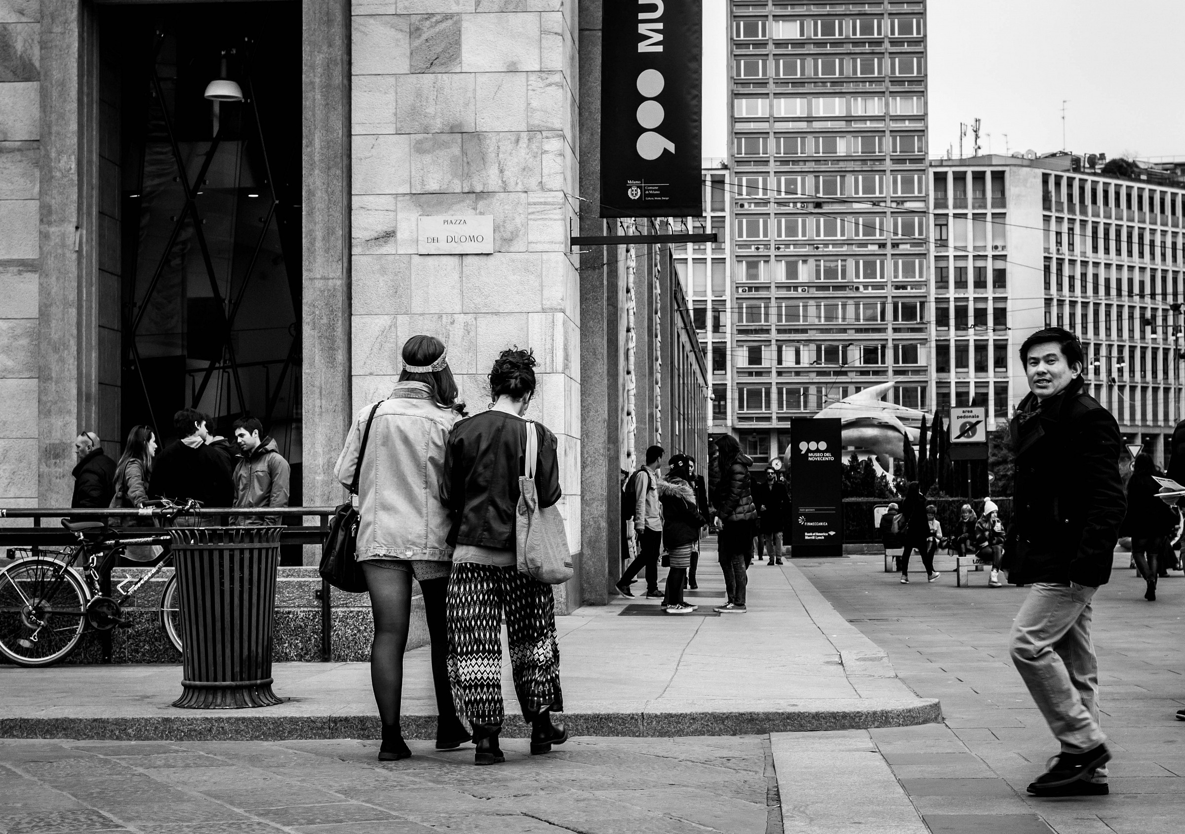 Wot du iu du may frend?