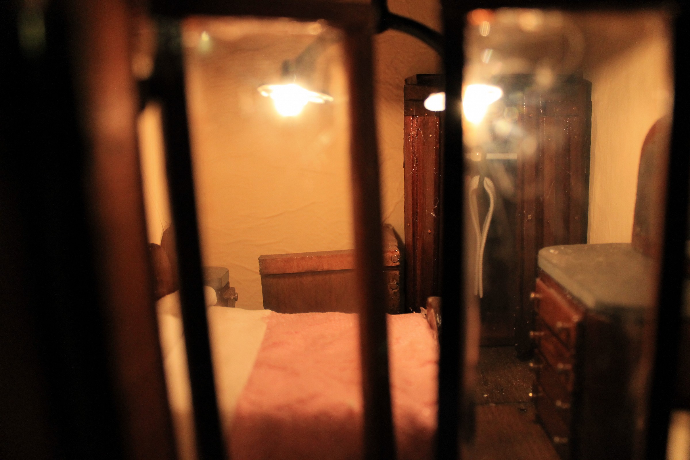 peek into the bedroom ...