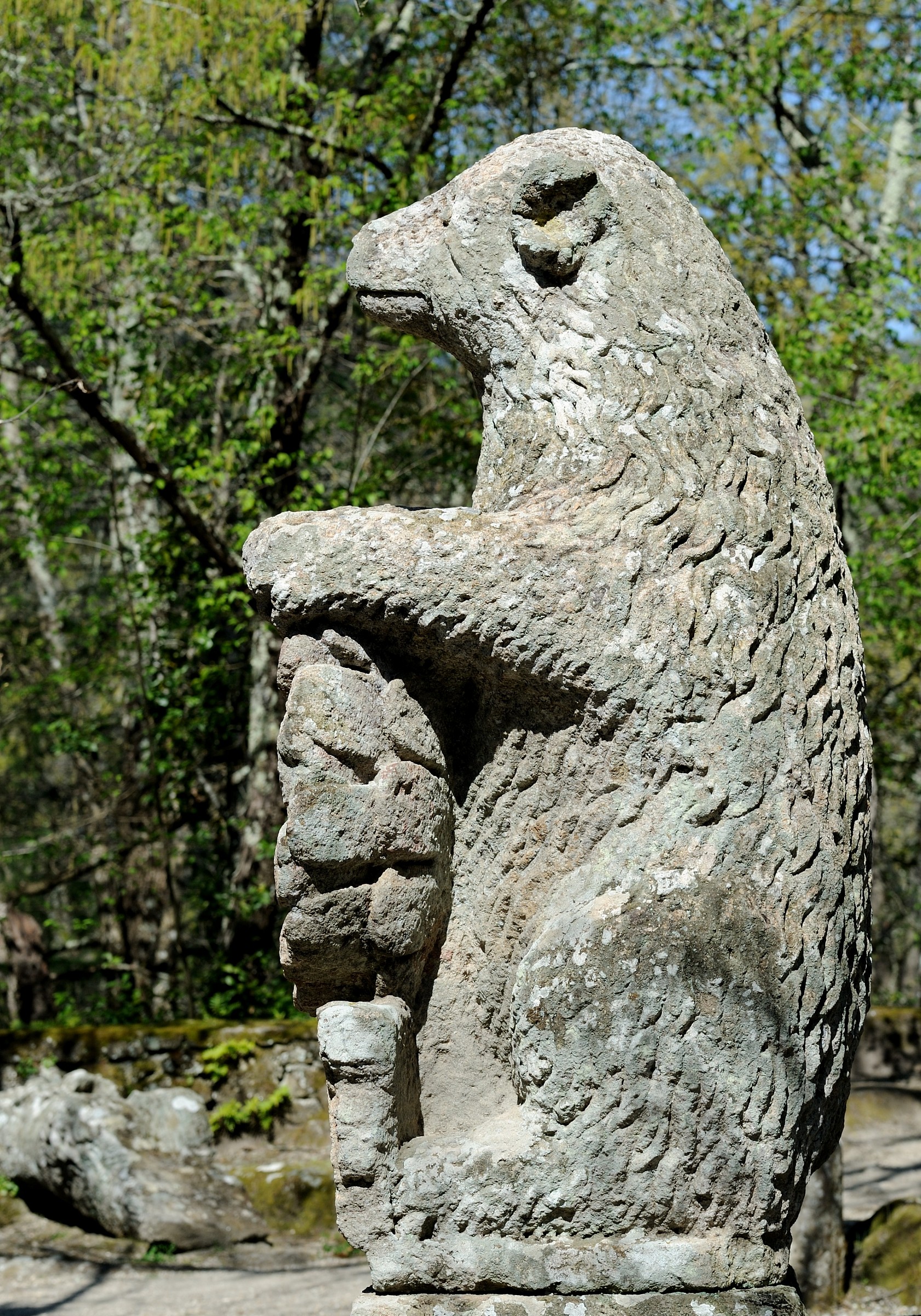 Bomarzo (Vt)- "Orso" nel Parco dei Mostri