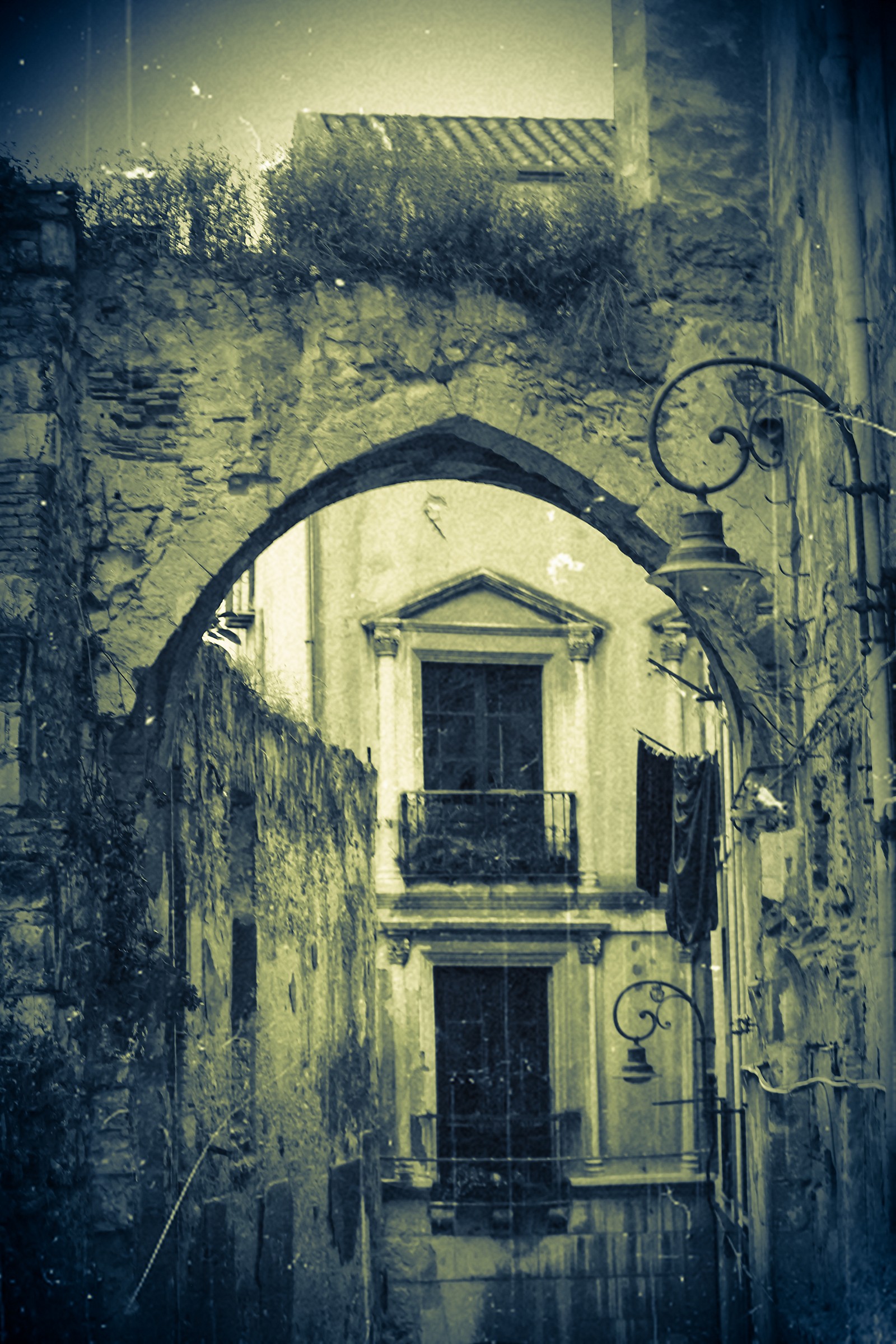 Arco_Cagliari castle