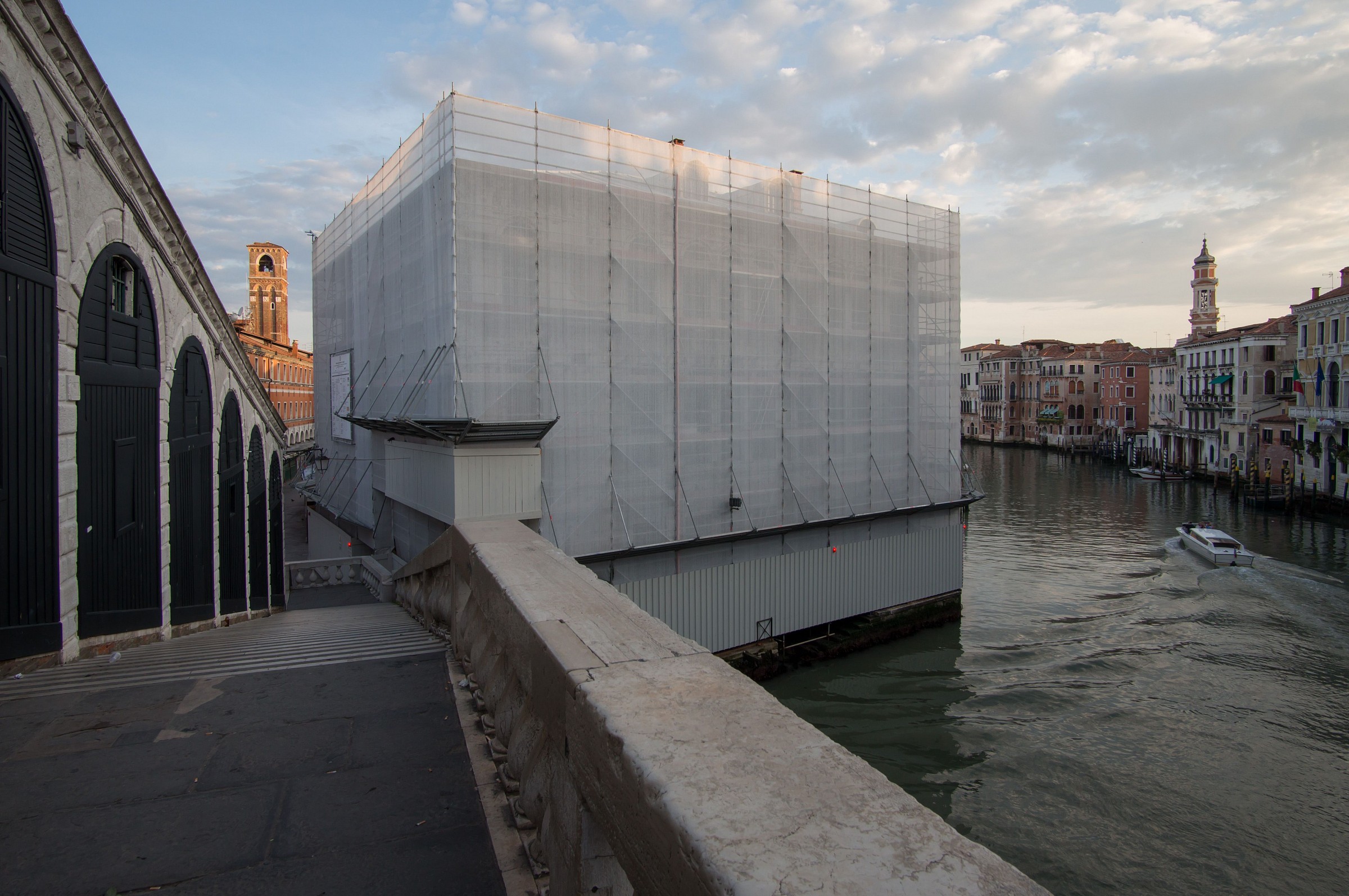 Palace of Camerlenghi "bundled" for restoration