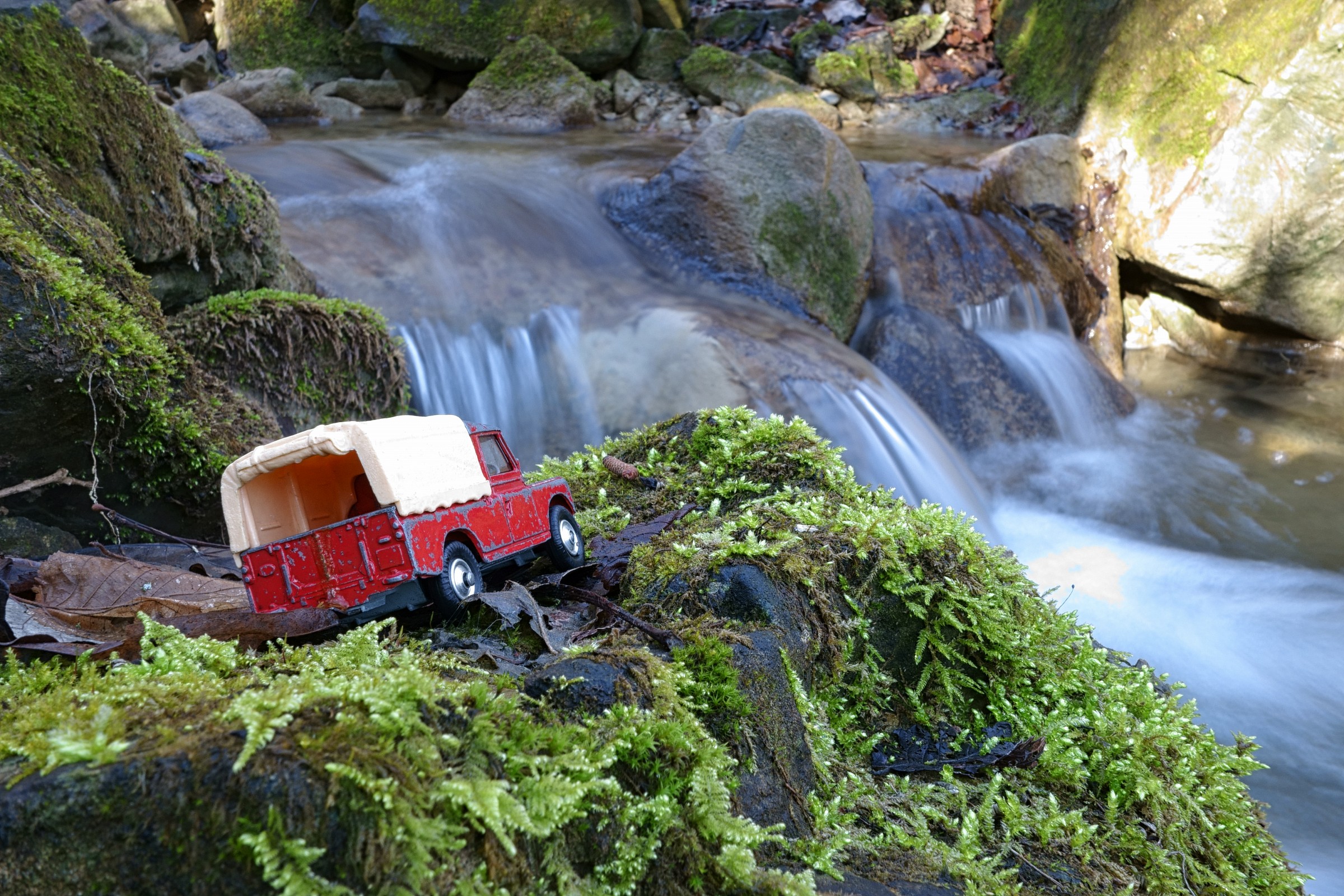 The amazing adventures of Red109: crossing the Yukon