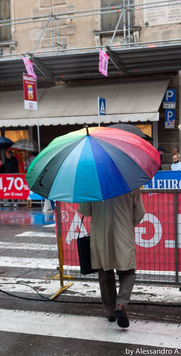 Arcobaleno in un giorno di pioggia