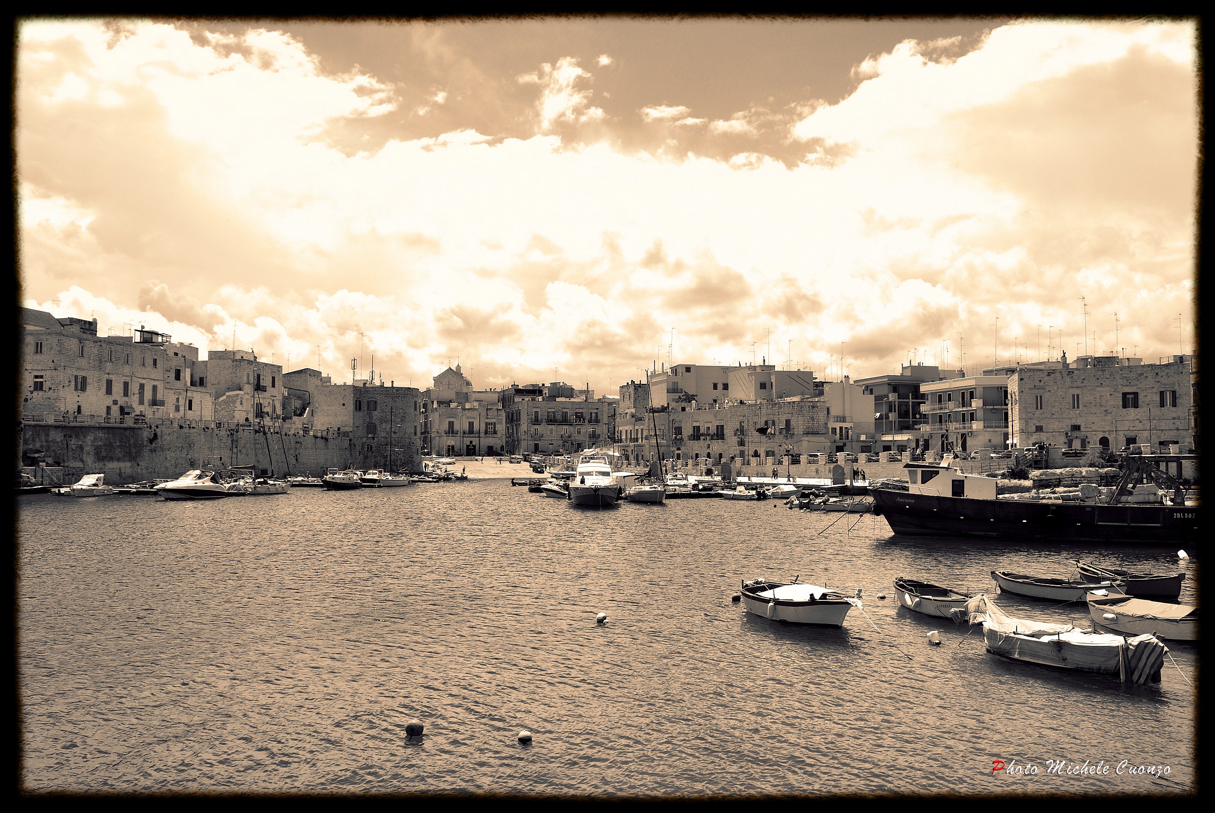 port of Giovinazzo this morning ....
