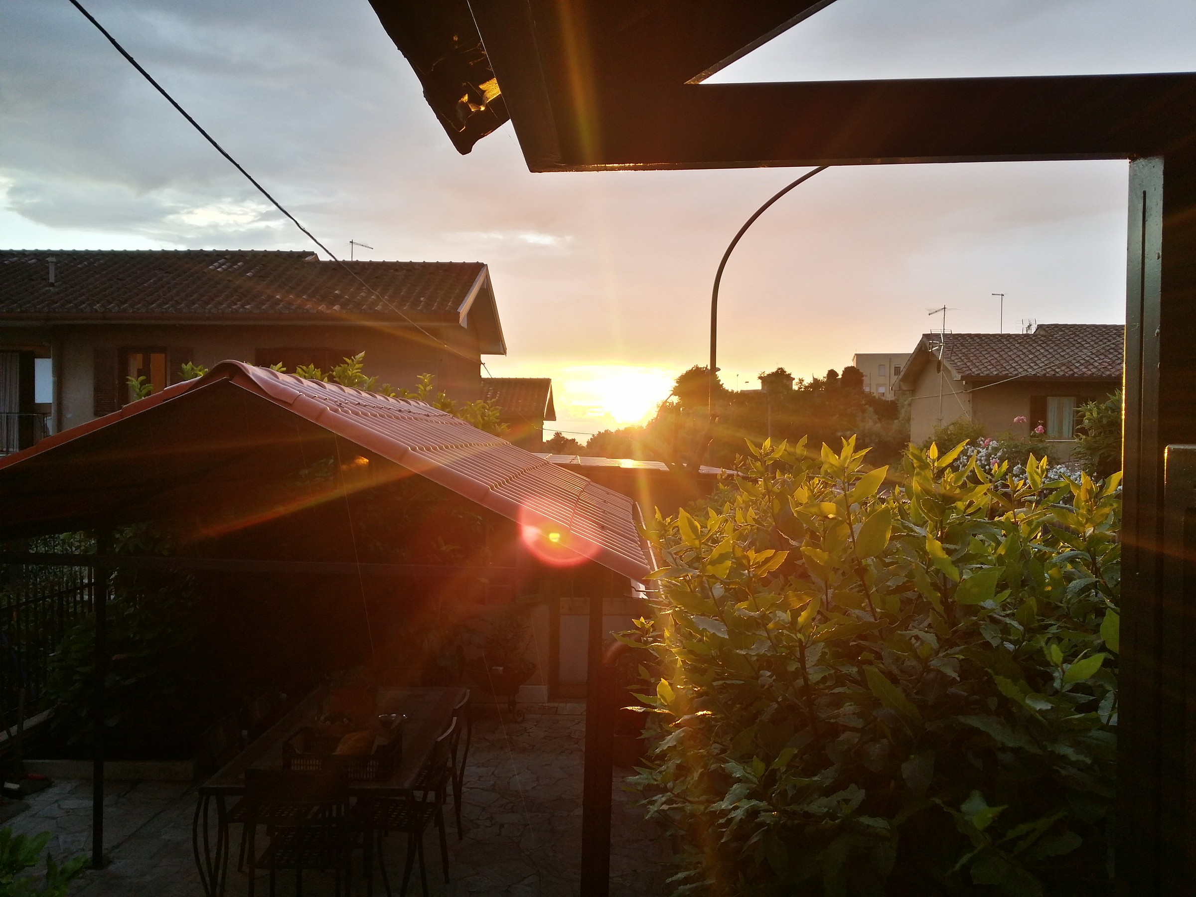 tramonto in giardino