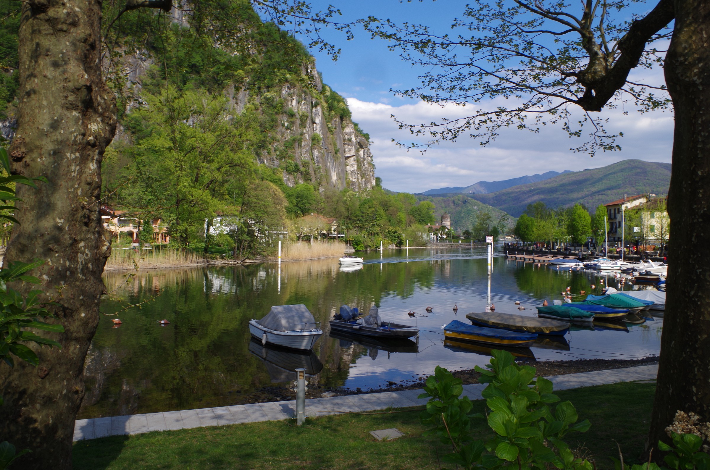 Ponte Tresa (prov. Varese) - passeggiata lungolago