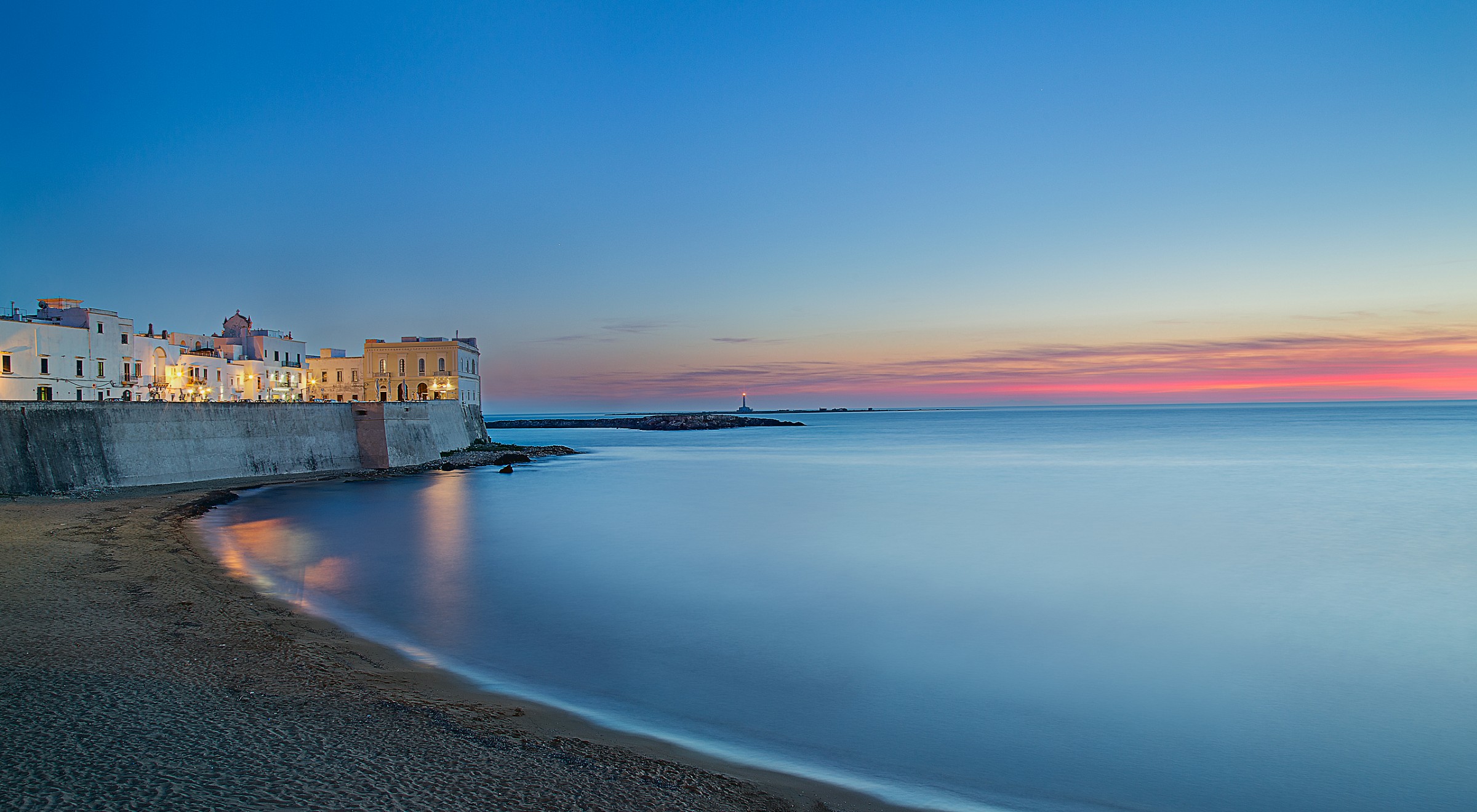 Gallipoli spiaggia della purità al tramonto