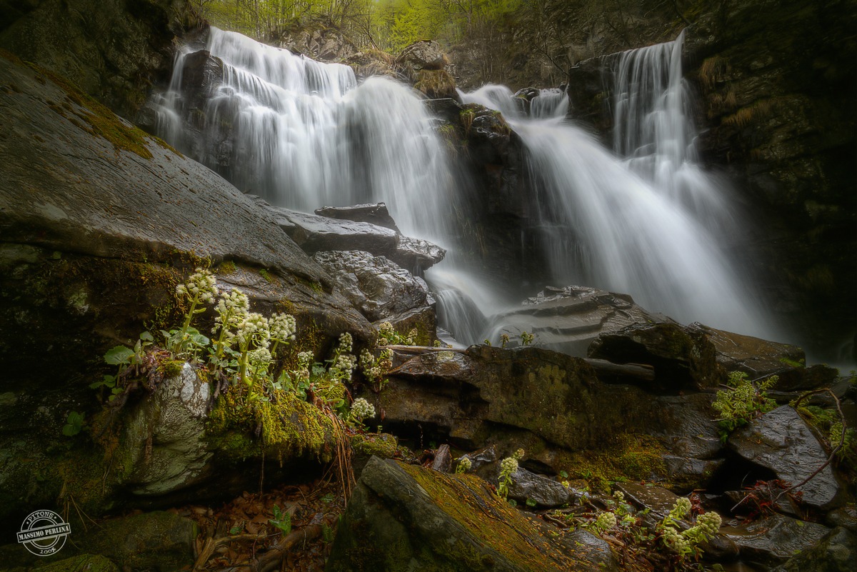 Dardagna falls - power of water