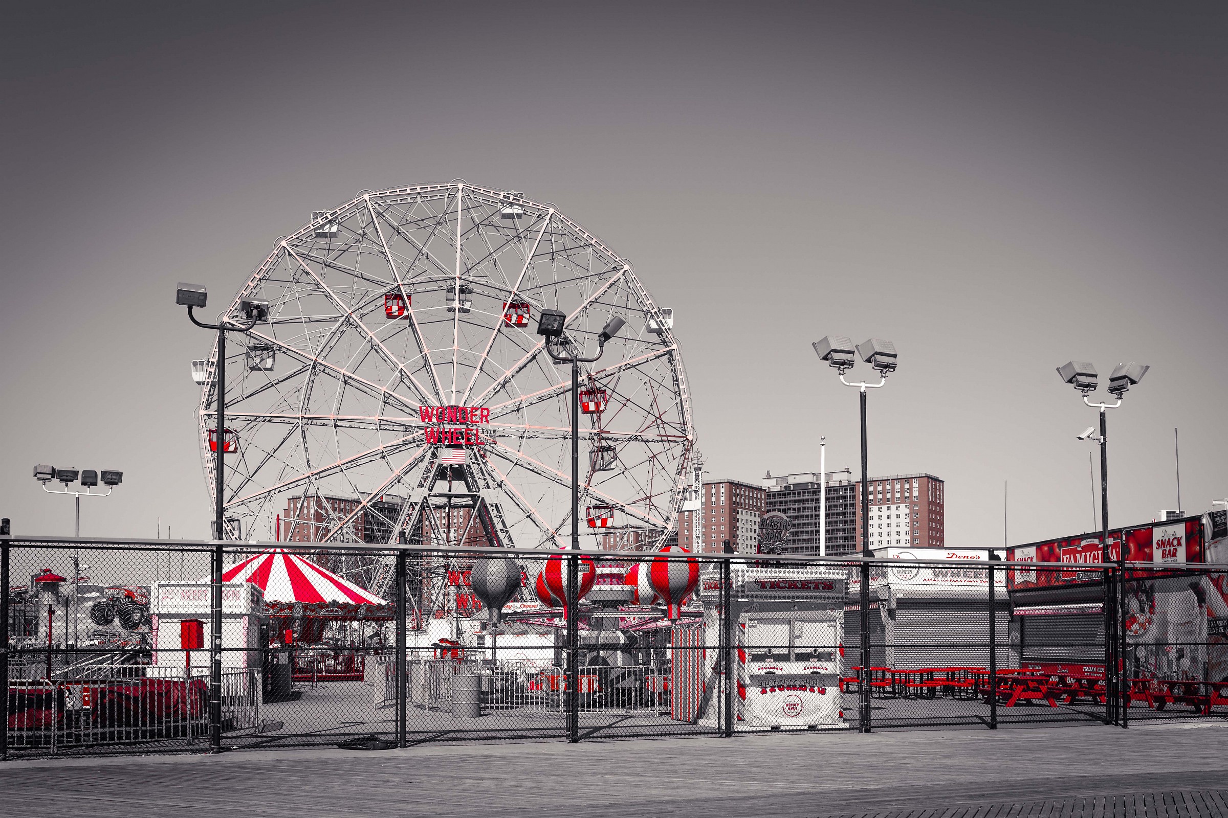 ooney island... in red