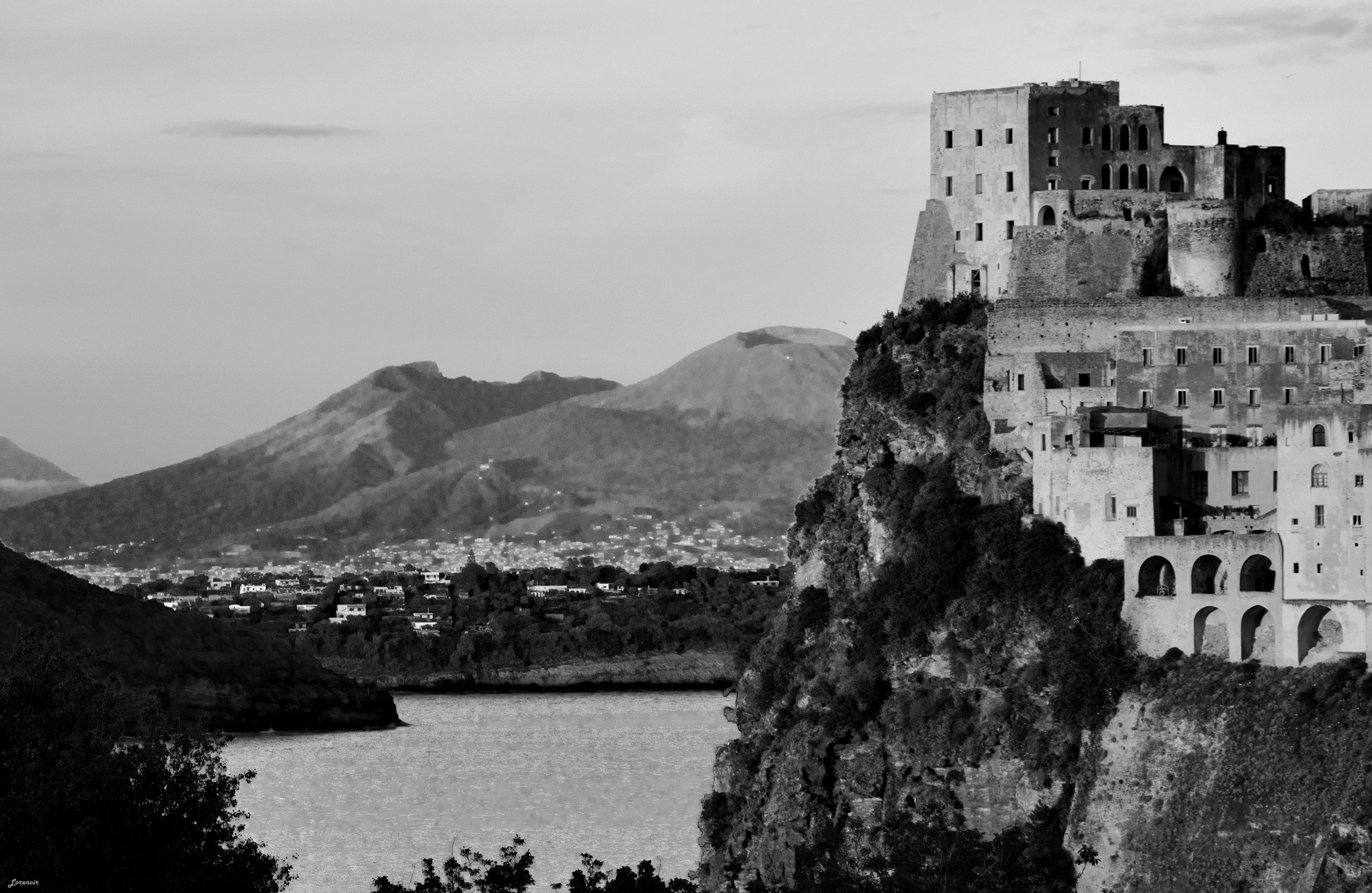 The Castle and the Vesuvio