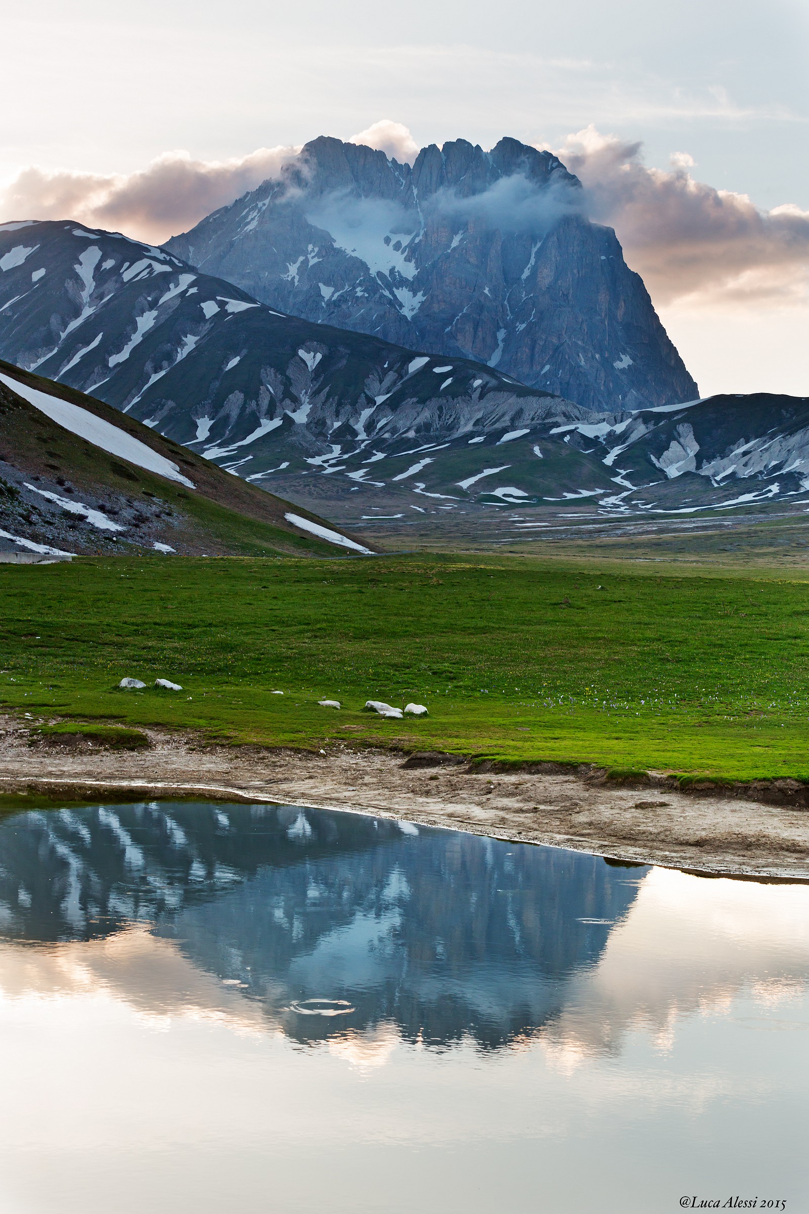 The Mirror of Her Majesty