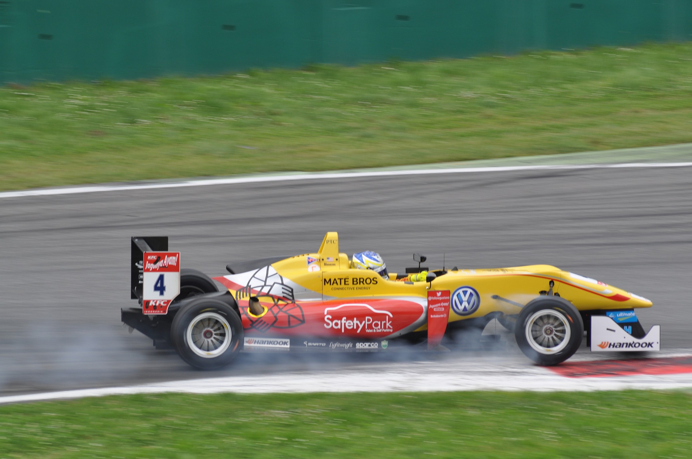 F3 European Championship - G. Menezes