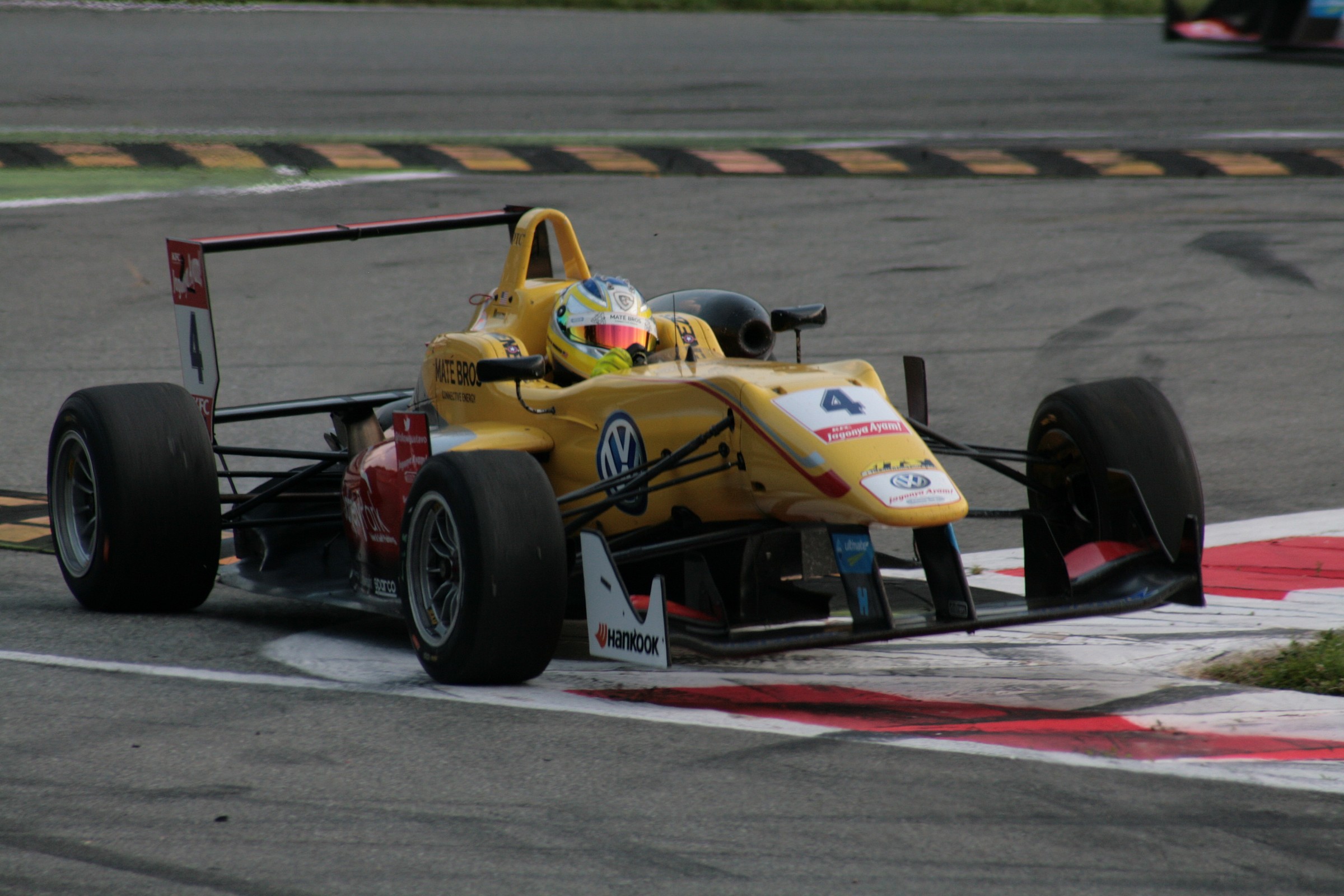 F3 European Championship - G. Menezes