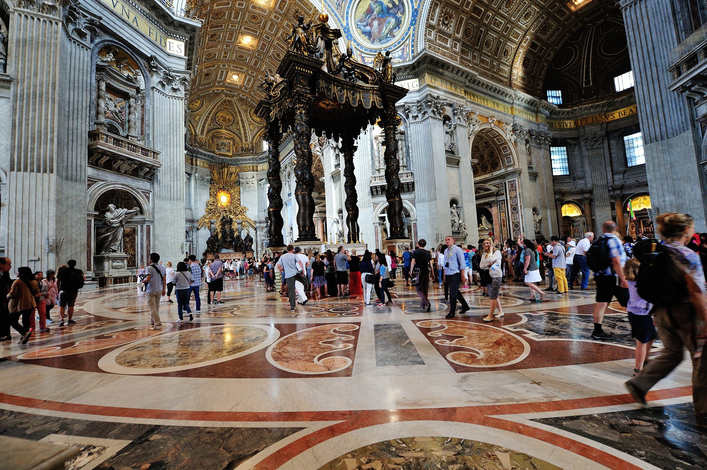 Roma-Interno Basilica S.Pietro