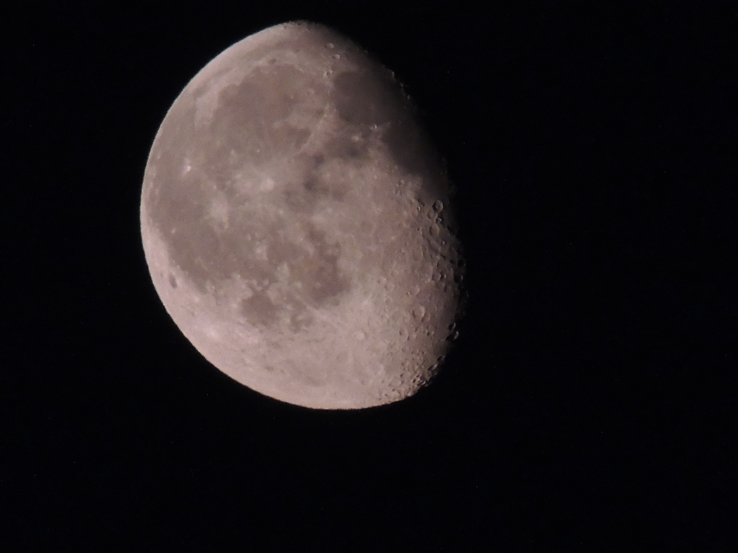 Luna 07/06/2015
