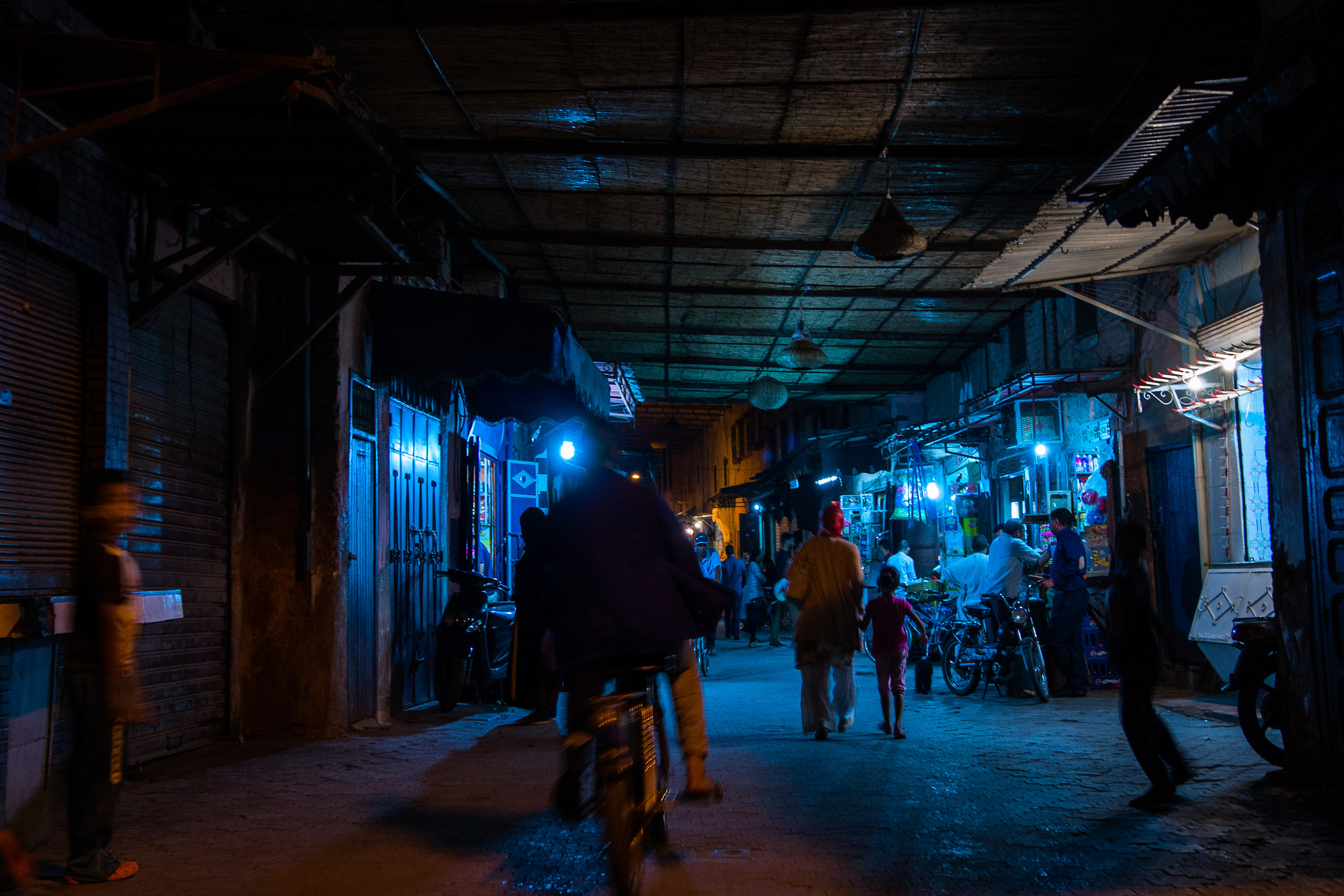 Marrakech - nightlife in the medina