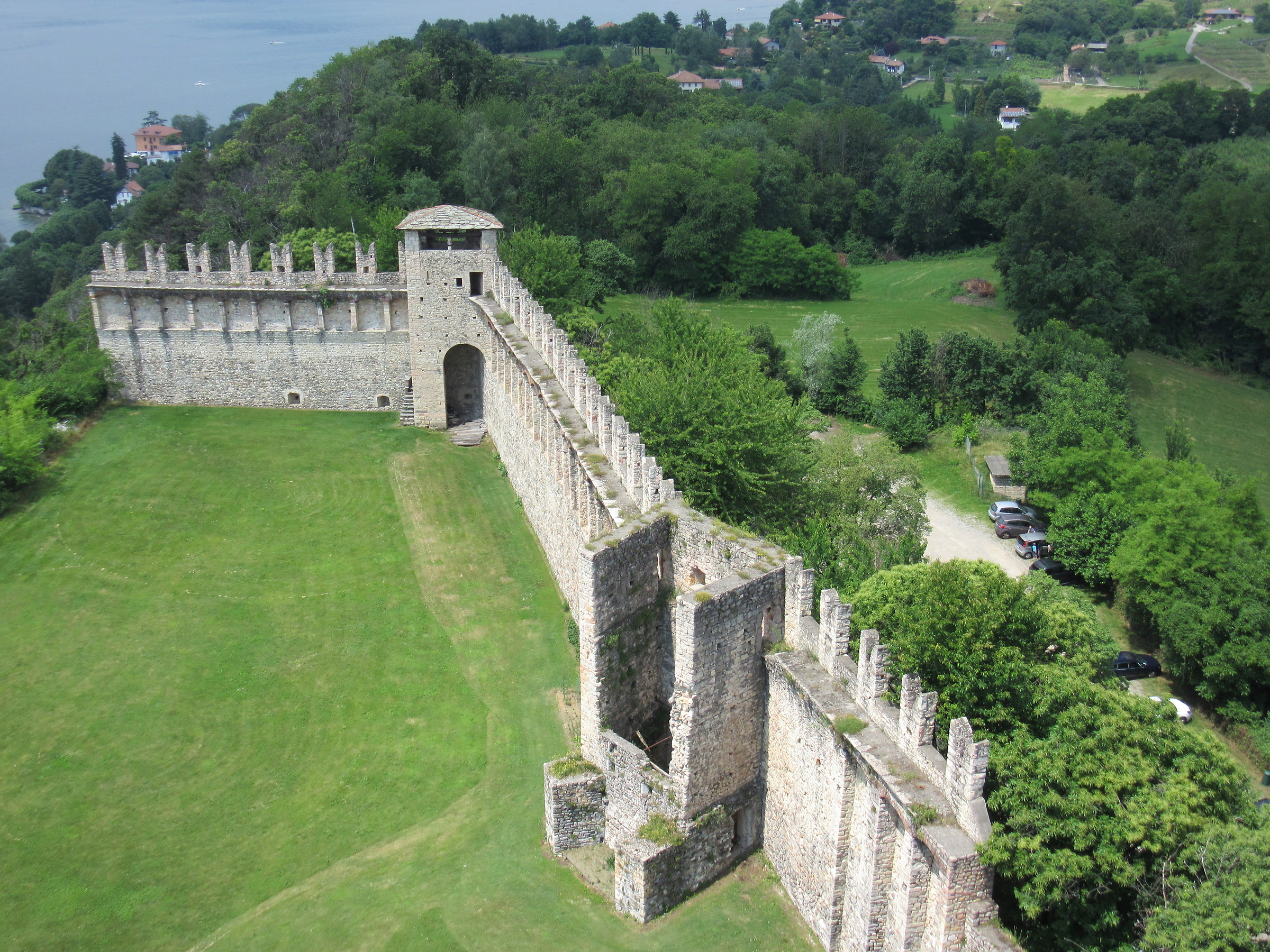 Rocca di Angera - mura