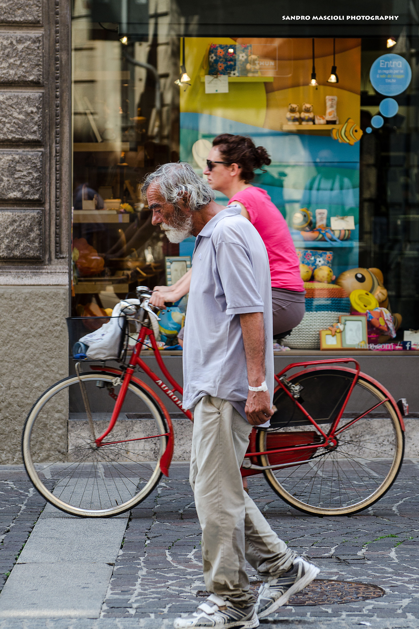 Lodi street... contrasto.