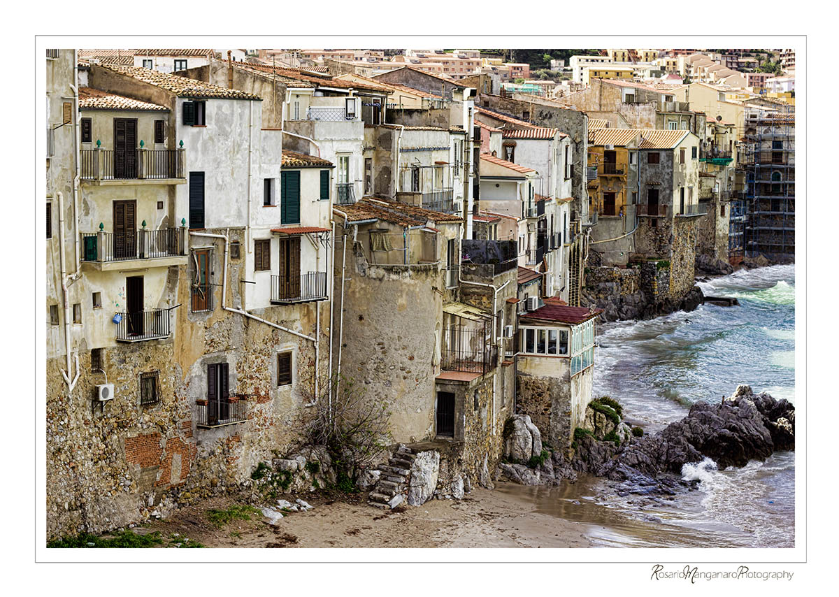 Quelle mura bagnate dalla salsedine