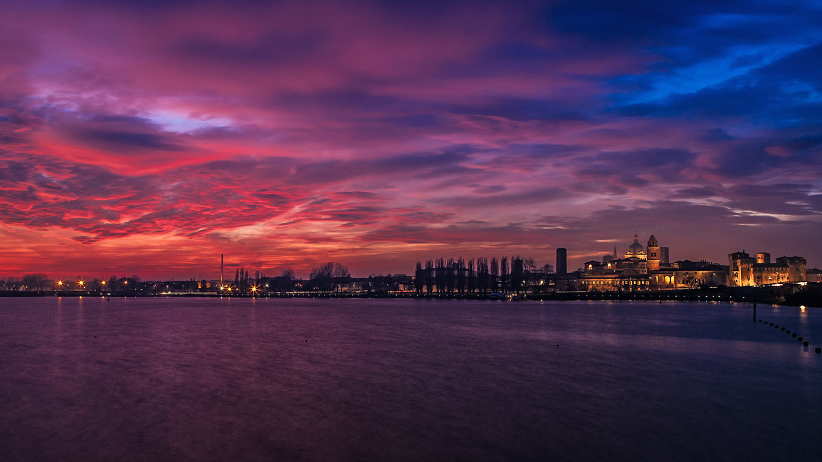 Mantova al tramonto
