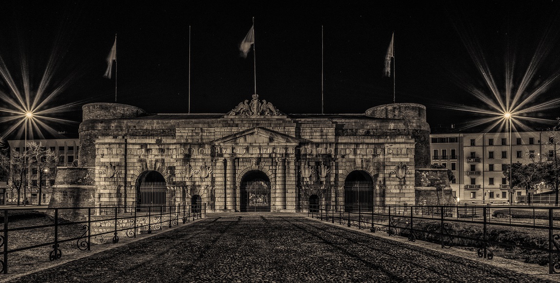 Porta Nuova Piazza P.Nuova