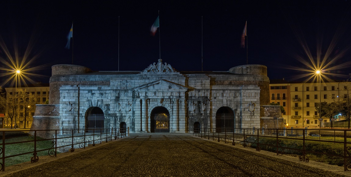 Porta Nuova Piazza P.Nuova