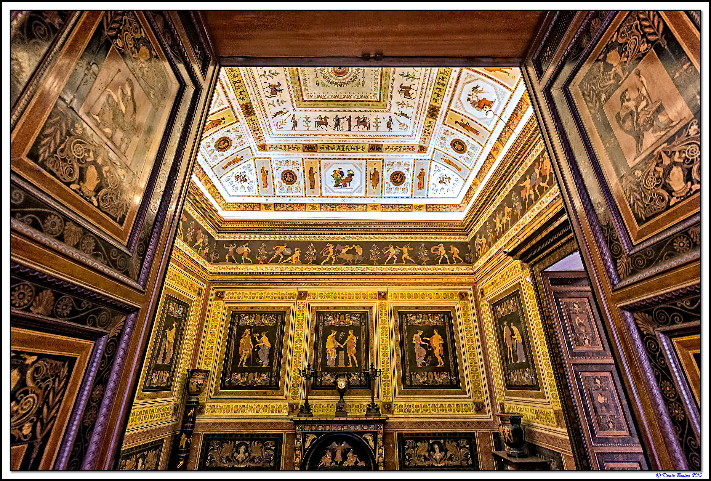 The Castle of Racconigi: The Cabinet Etrusco