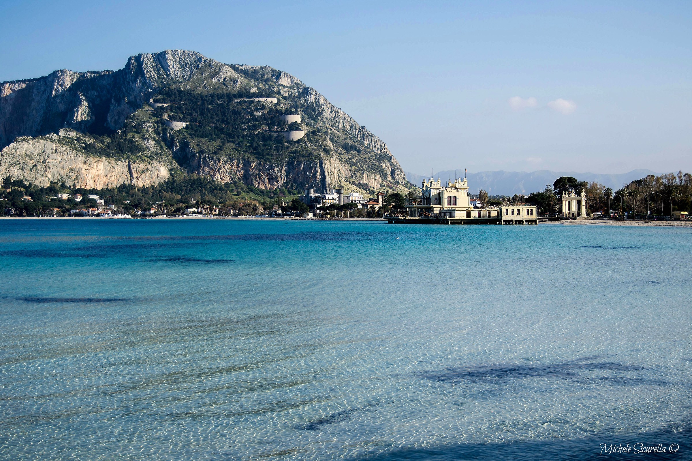 Vista sul mare di Mondello (Palermo)