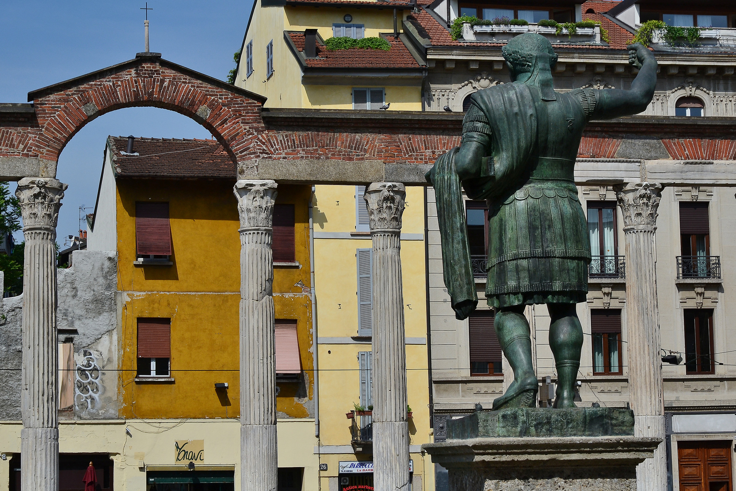 Lecolonne of s.Lorenzo and shoulders of Constantine