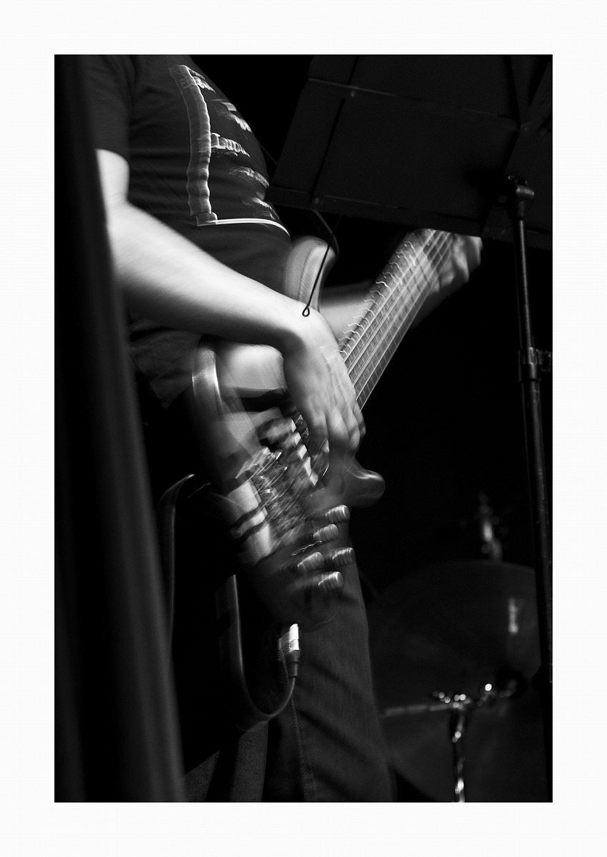 dal basso vibrato...