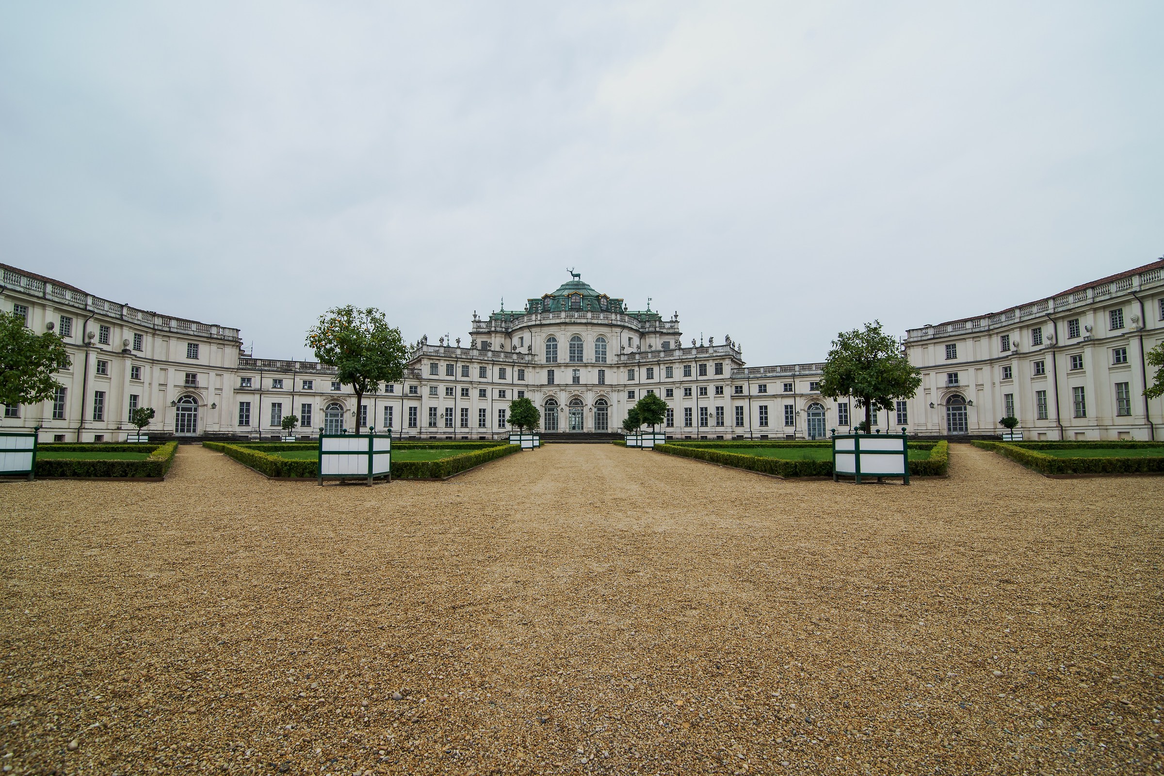 Stupinigi, Esterno