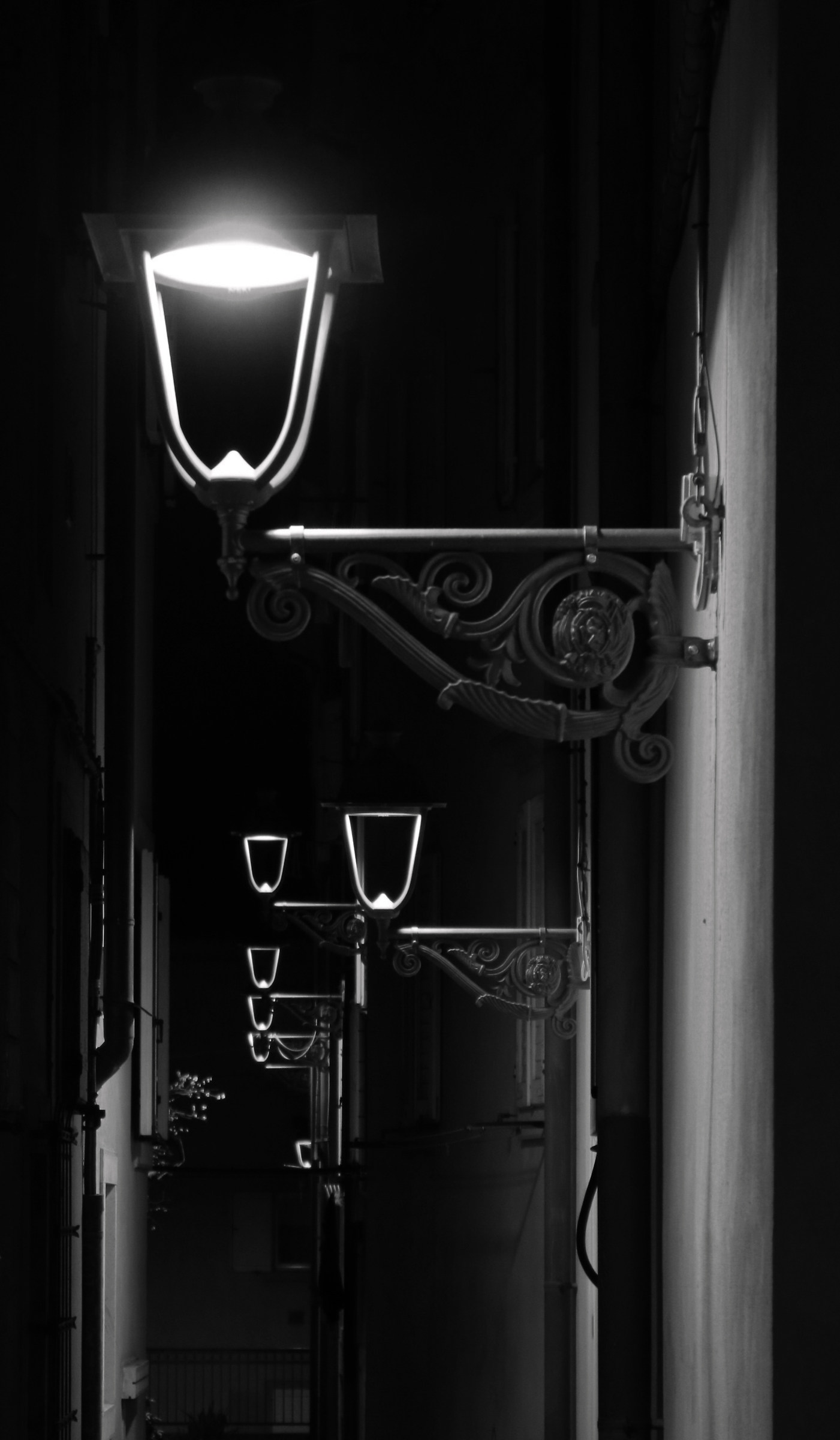 per le vie del borgo