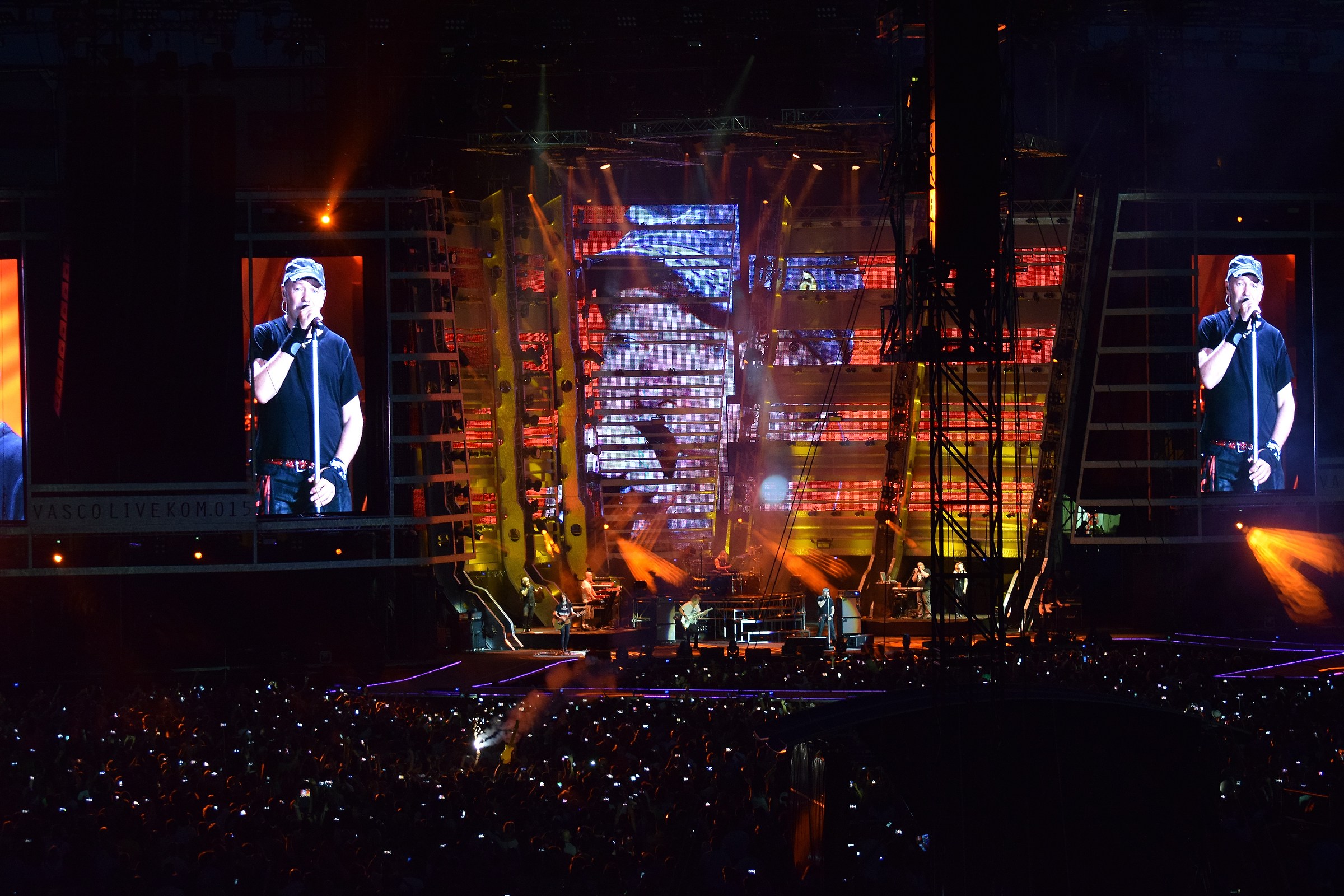 vasco live Florence in 2015