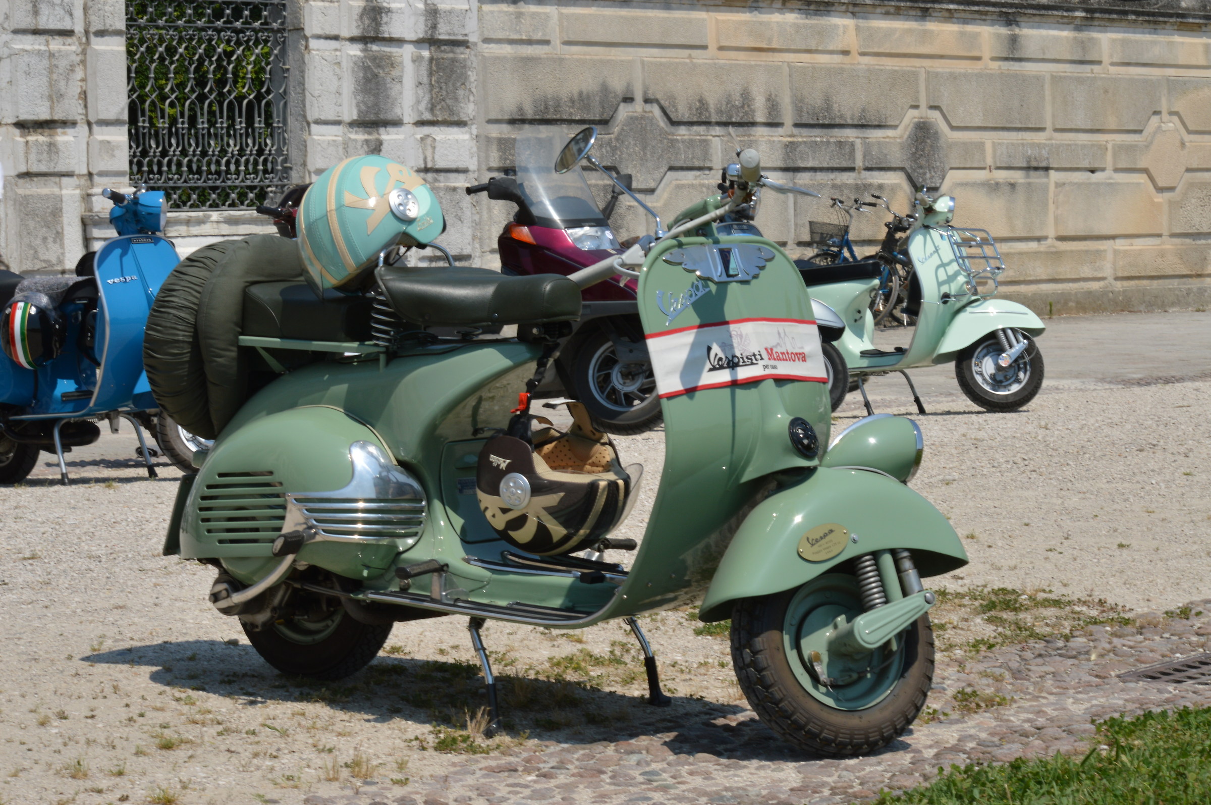 vespa old glory