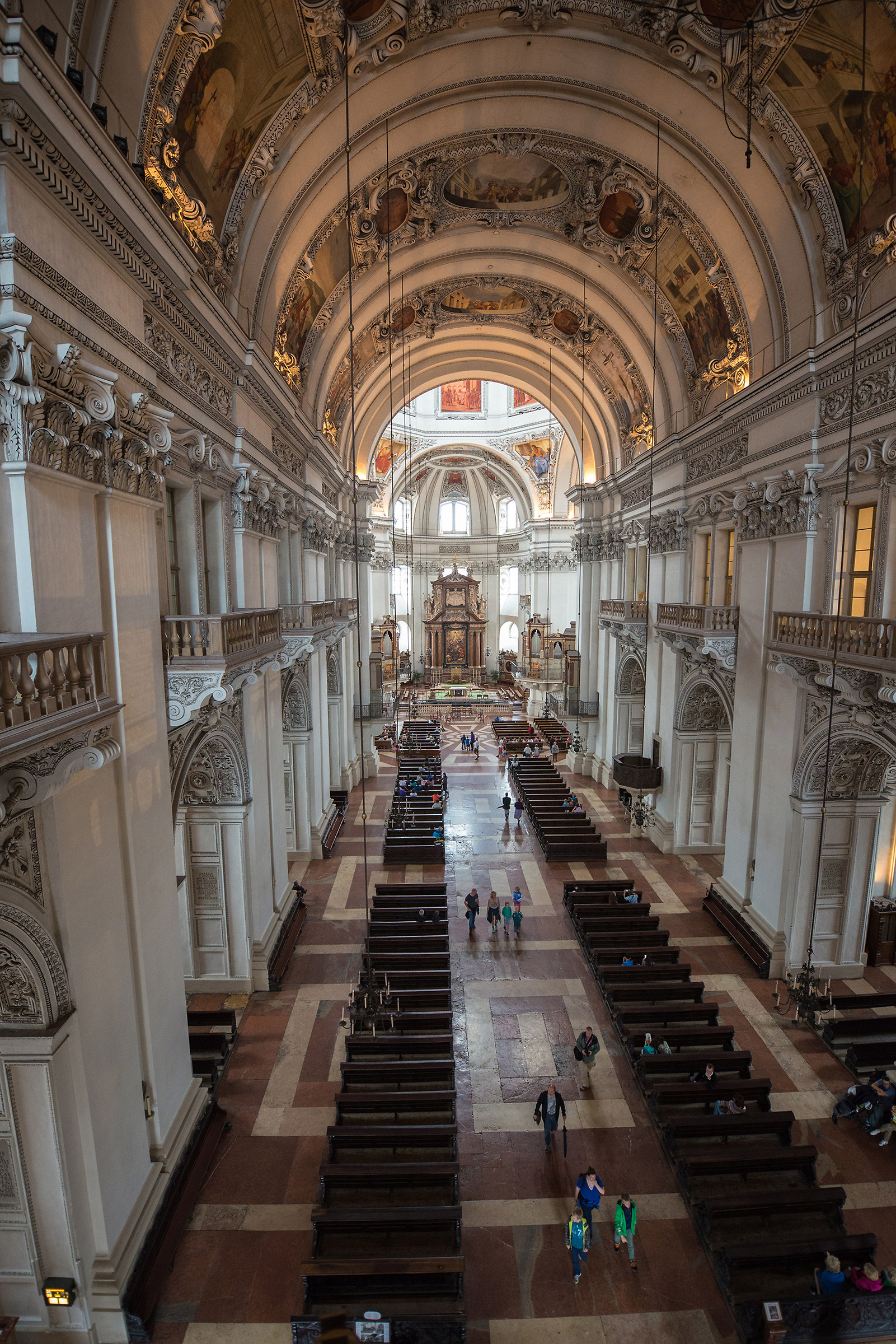 Interno cattedrale Salisburgo
