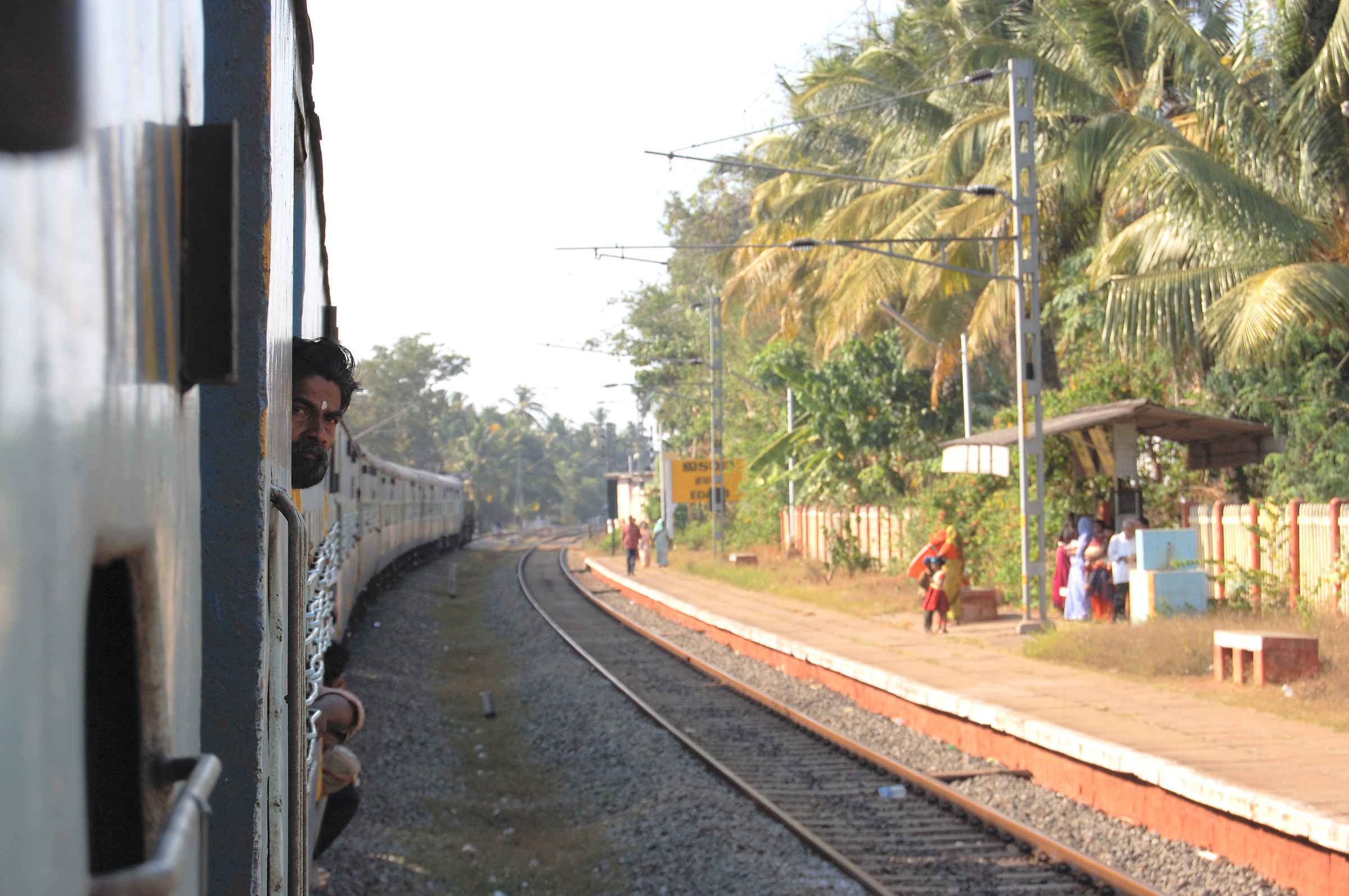 Viaggiatore in treno, Kerala 2009.