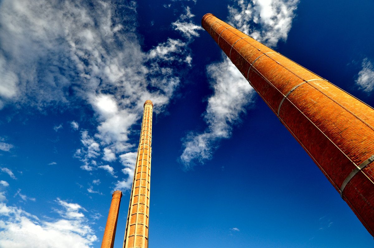 Ciminiere delle Ferriere a Imperia-Oneglia