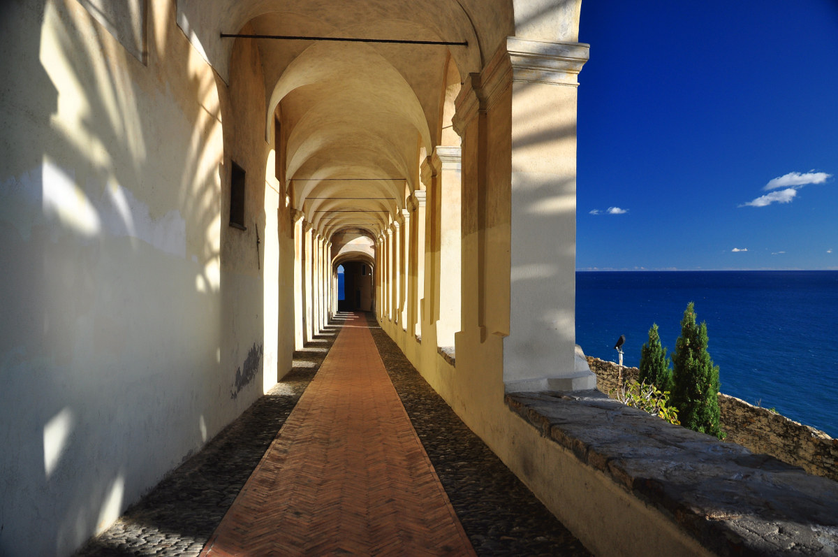 Imperia-Porto Maurizio.Logge di Santa Chiara al Parasio