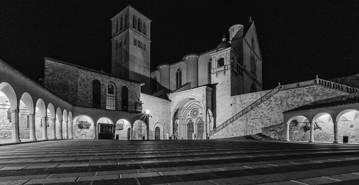 Piazza inferiore S. Francesco