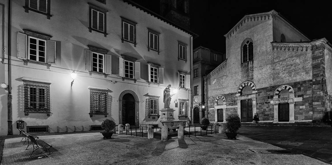 piazza e chiesa S. Salvatore